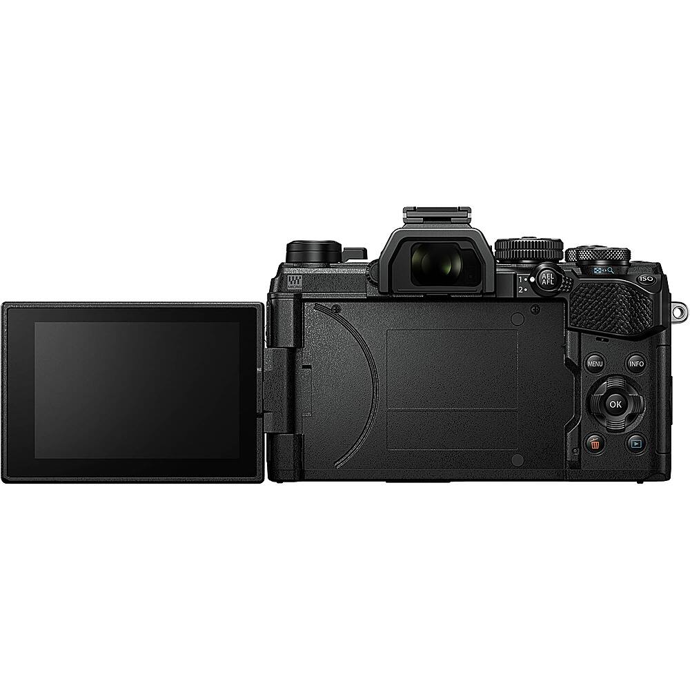 Alt View 1. Olympus - OM5 Mirrorless Camera with 3.8x Digital Zoom Lens.