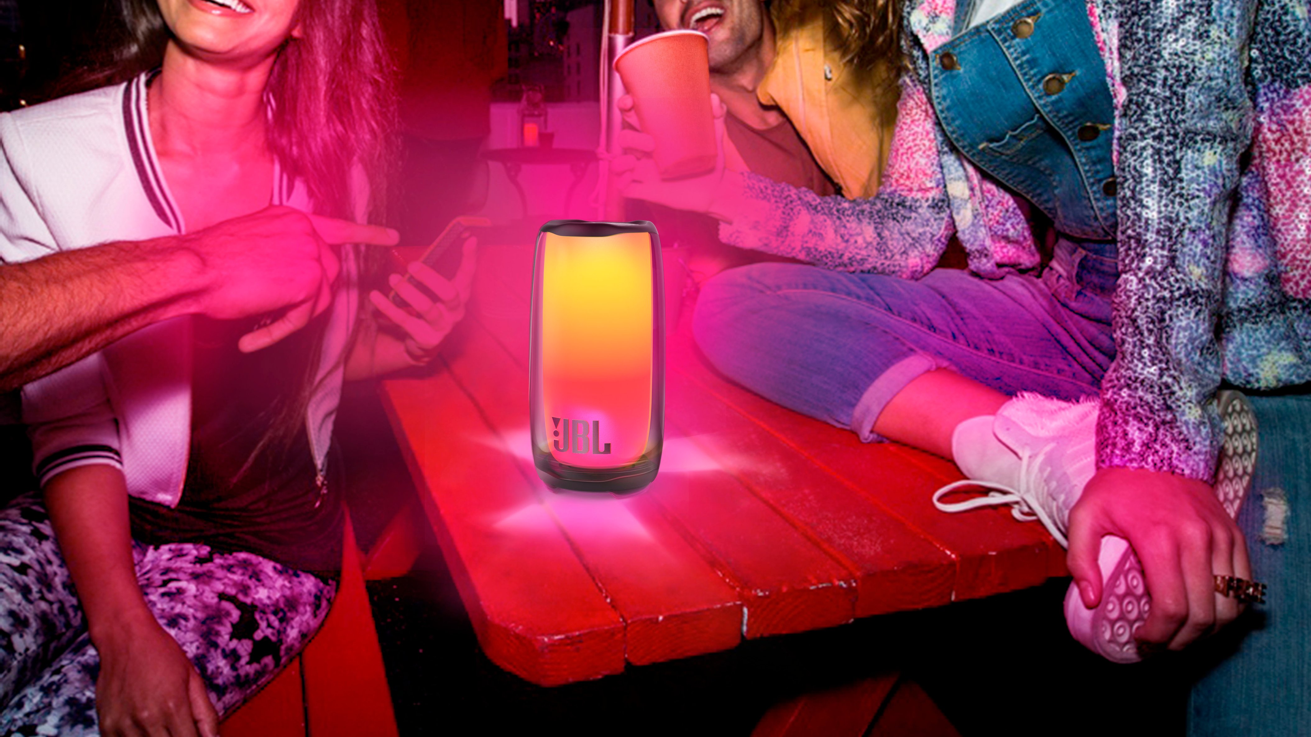 JBL Pulse 5 Black Bluetooth Light Show Speaker Bundle with Premium divvi!  Hardshell Case