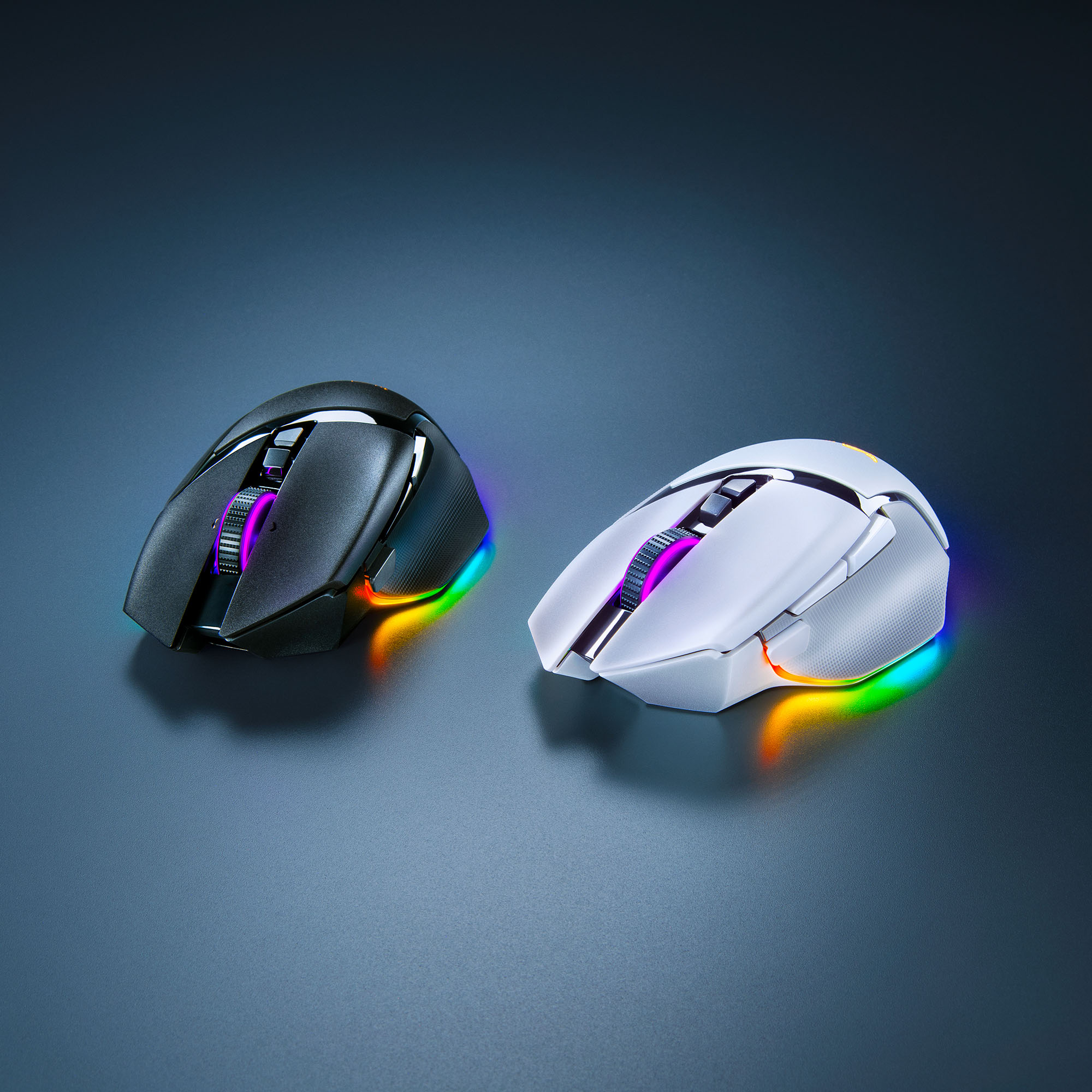 Razer Basilisk V3 Customizable Ergonomic Gaming Mouse: Fastest Gaming Mouse  Switch - Chroma RGB Lighting - 26K DPI Optical Sensor - 11 Programmable  Buttons - HyperScroll Tilt Wheel - Classic 