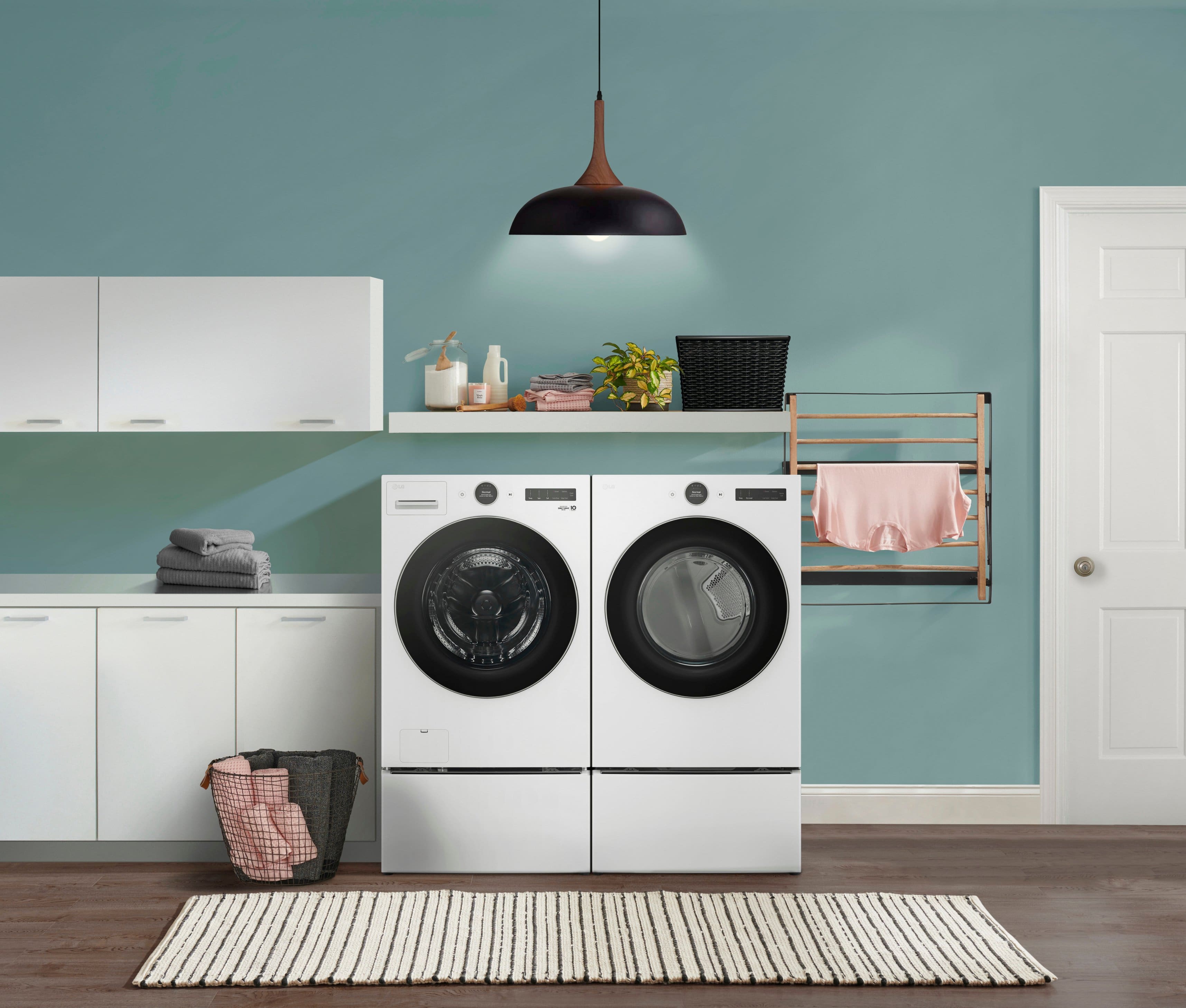 LG 7.4 Cu. Ft. Gas Dryer: Elevate Your Laundry Routine With Unmatched Performance