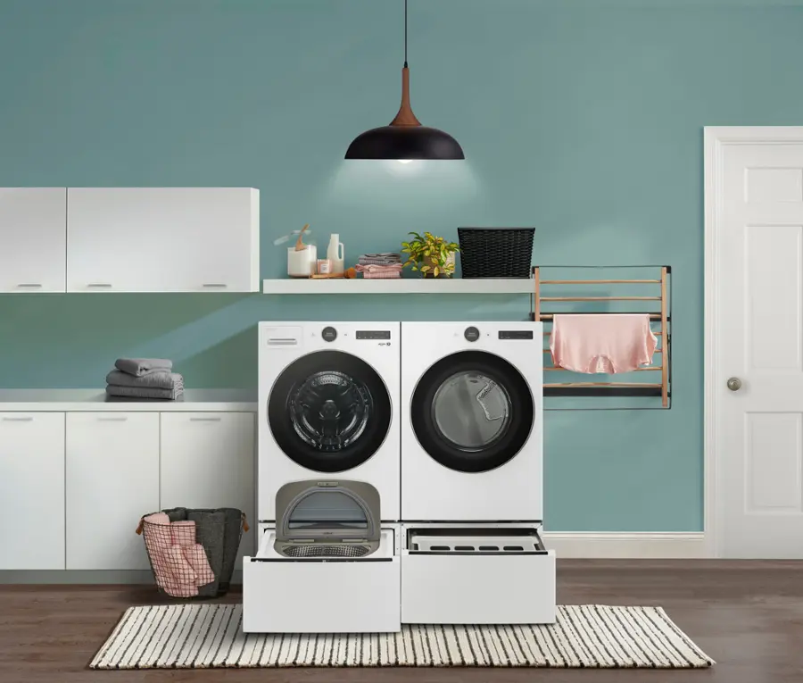 Alt View 32. LG - 7.4 Cu. Ft. Smart Gas Dryer with Steam and Sensor Dry - White.
