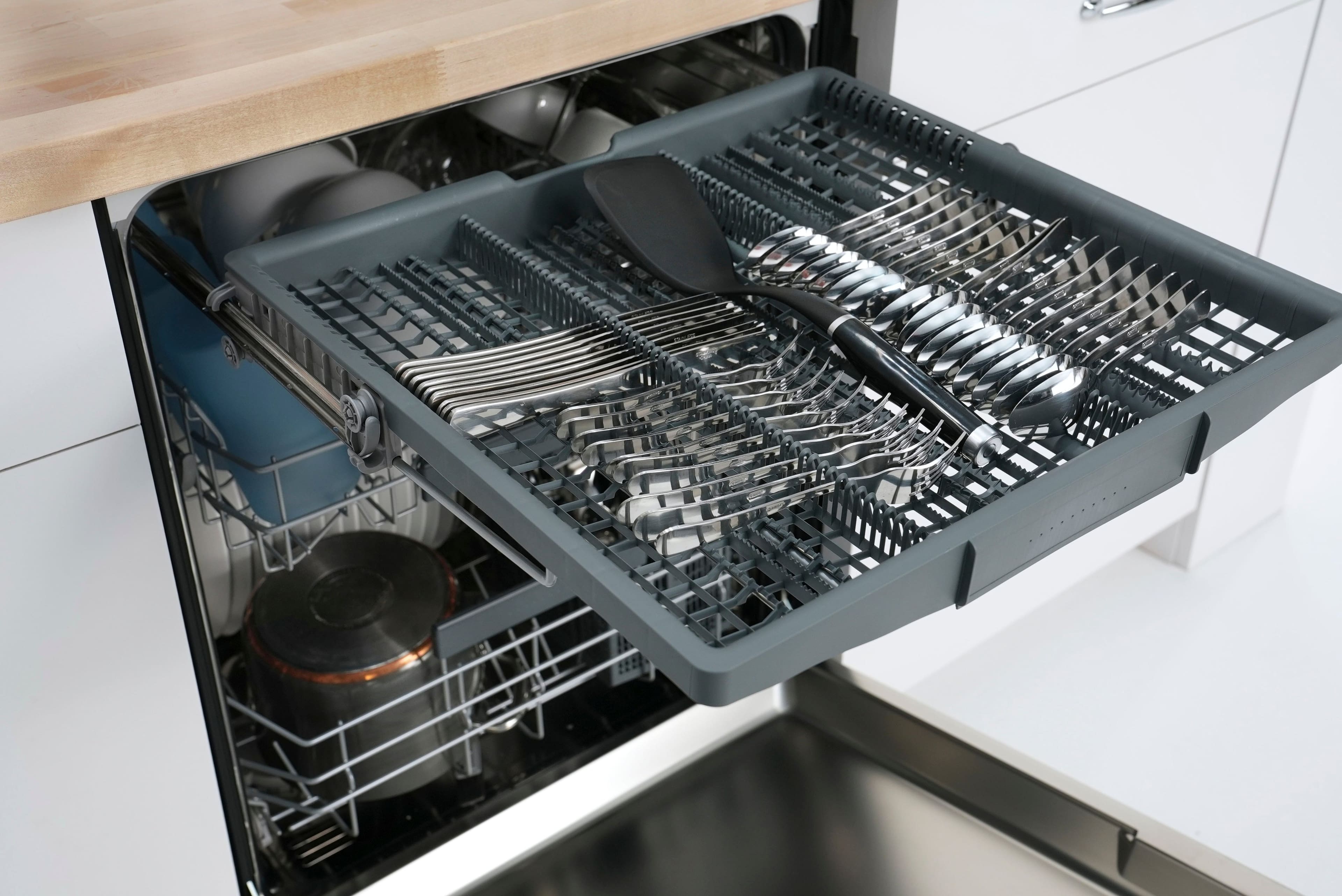 Alt View 25. Bosch - 300 Series 24” Front Control Smart Built-In Stainless Steel Tub Dishwasher with 3rd Rack and AquaStop Plus, 46dBA - Stainless Steel.