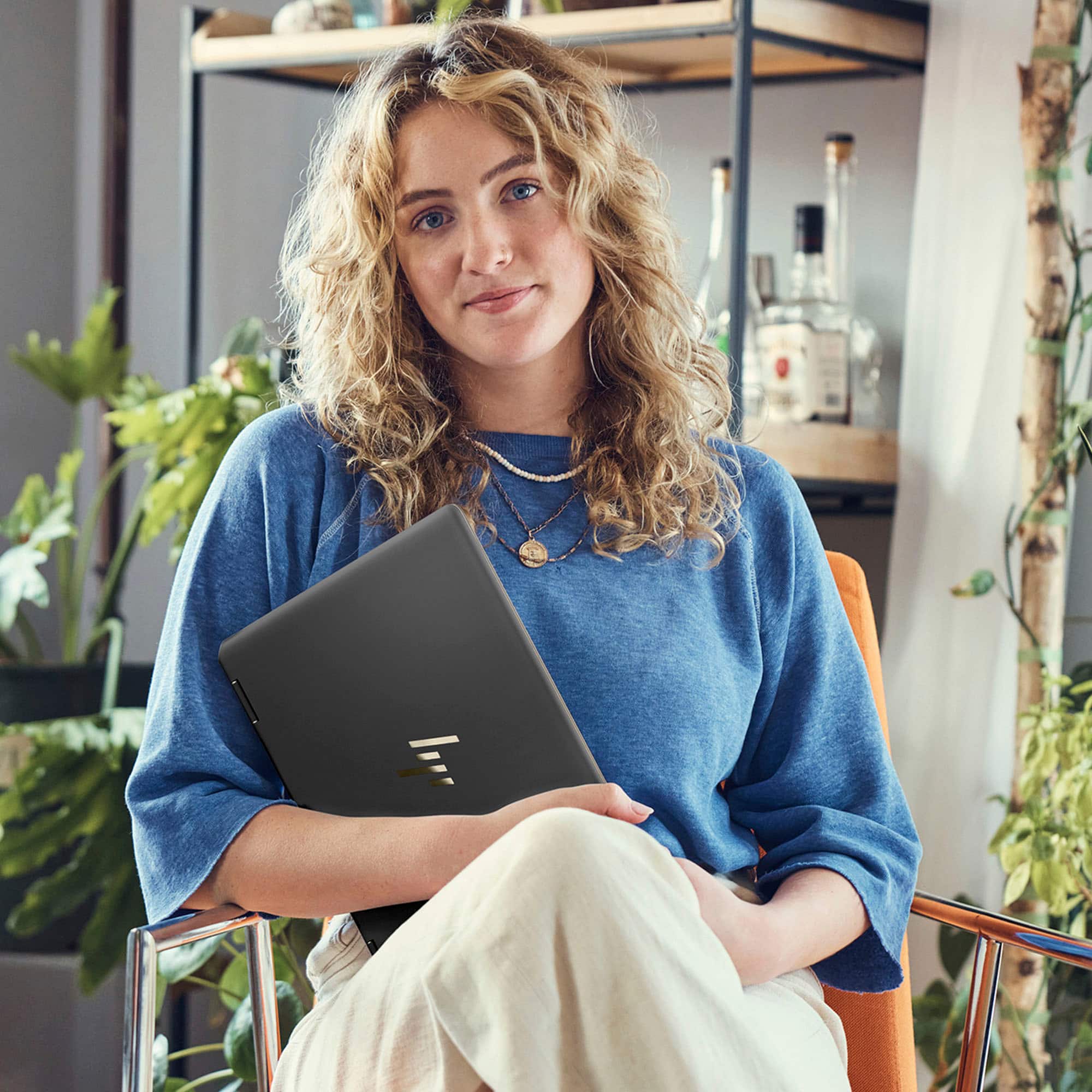 Alt View 14. HP - Spectre 2-in-1 13.5" Wide Ultra XGA+ Touch-Screen Laptop - Intel Core i7 - 16GB Memory - 512GB SSD - Nightfall Black.