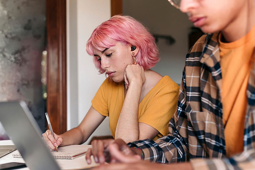 Alt View 18. JBL - Vibe Buds True Wireless Earbuds - White.