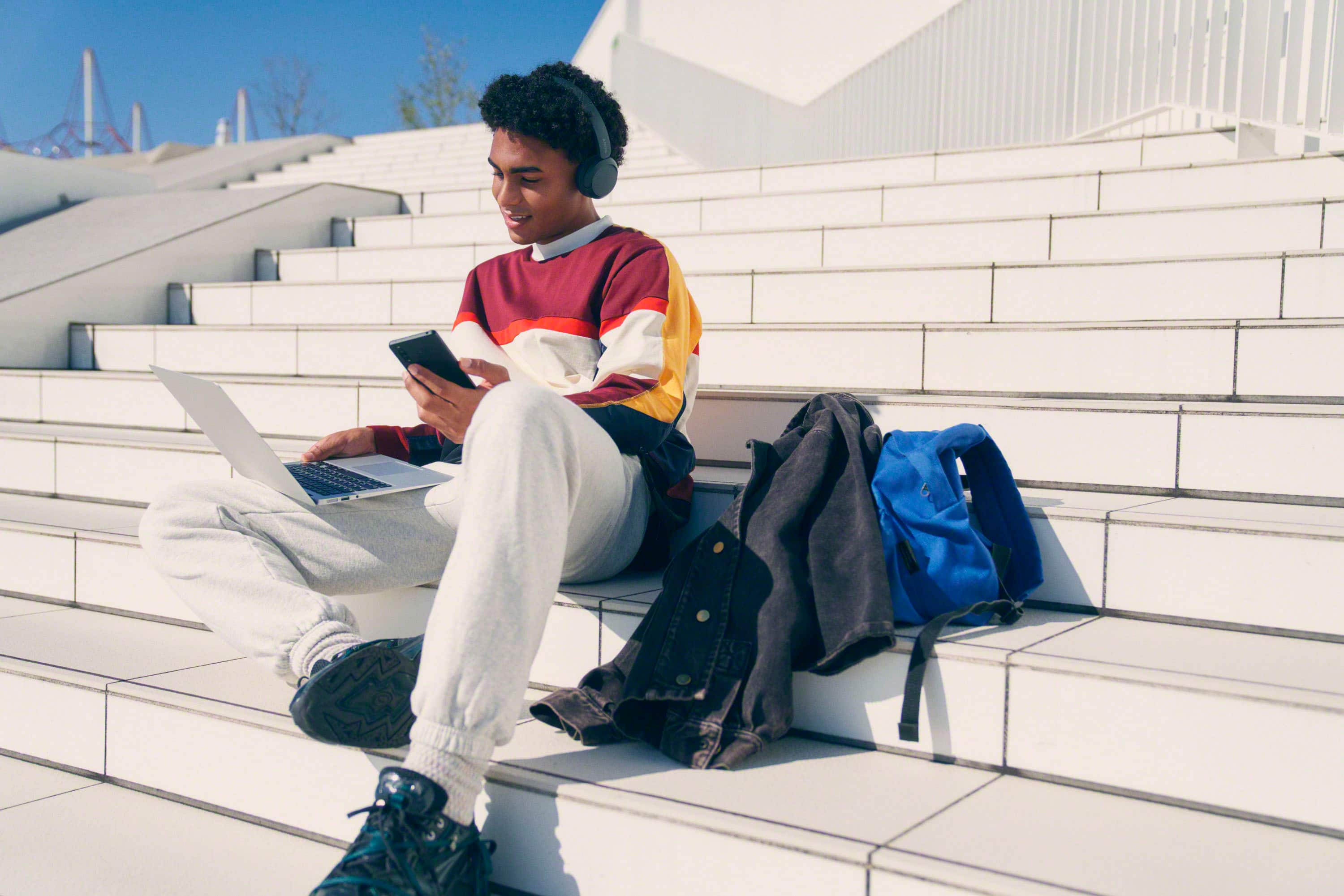 Alt View 15. Sony - WH-CH520 Wireless Headphone with Microphone - Black.