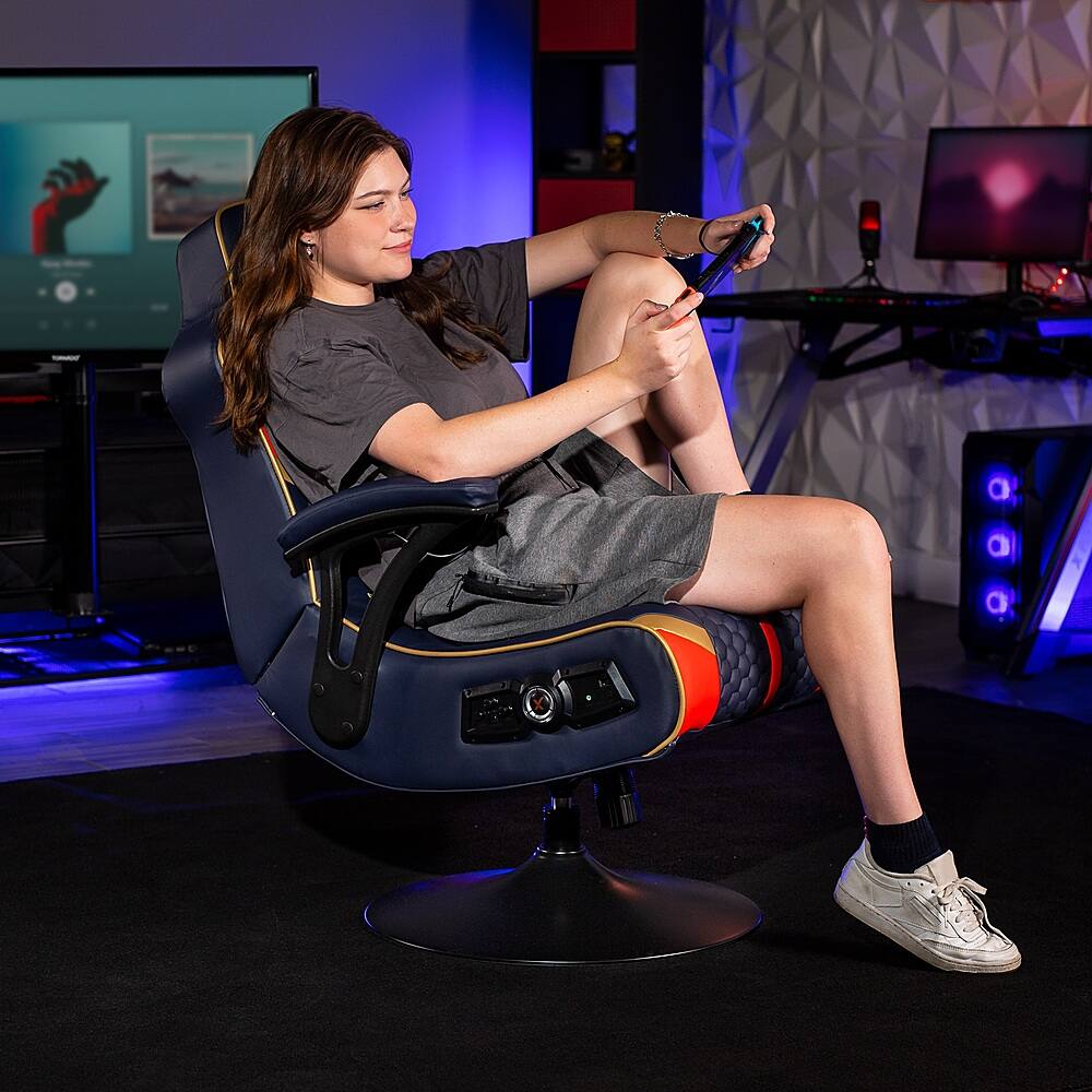 Pedestal base gaming discount chair