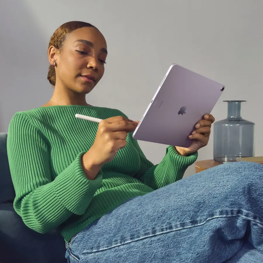 Alt View 15. Apple - 11-inch iPad Air M2 chip Wi-Fi 512GB - Blue.