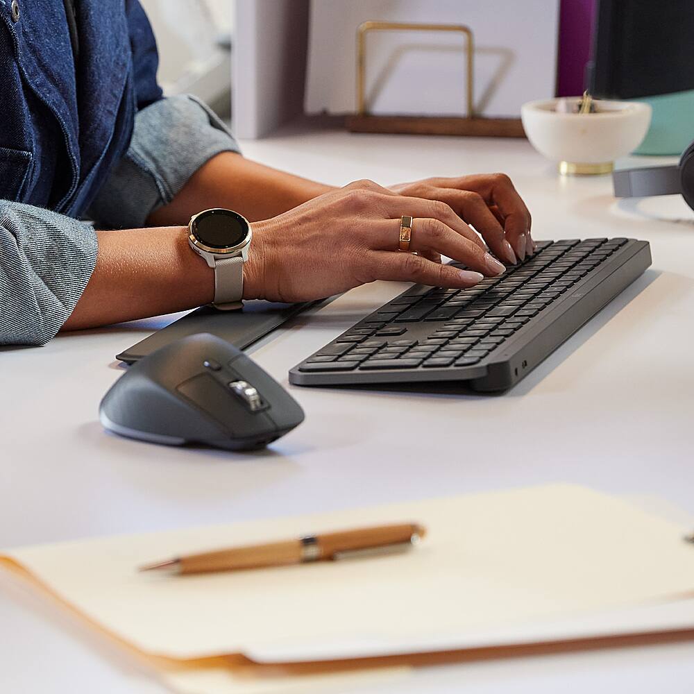 Alt View 18. Logitech - MX Keys Combo for Business Full-size Wireless Keyboard and Mouse Bundle for Windows/Mac/Chrome/Linux - Graphite.