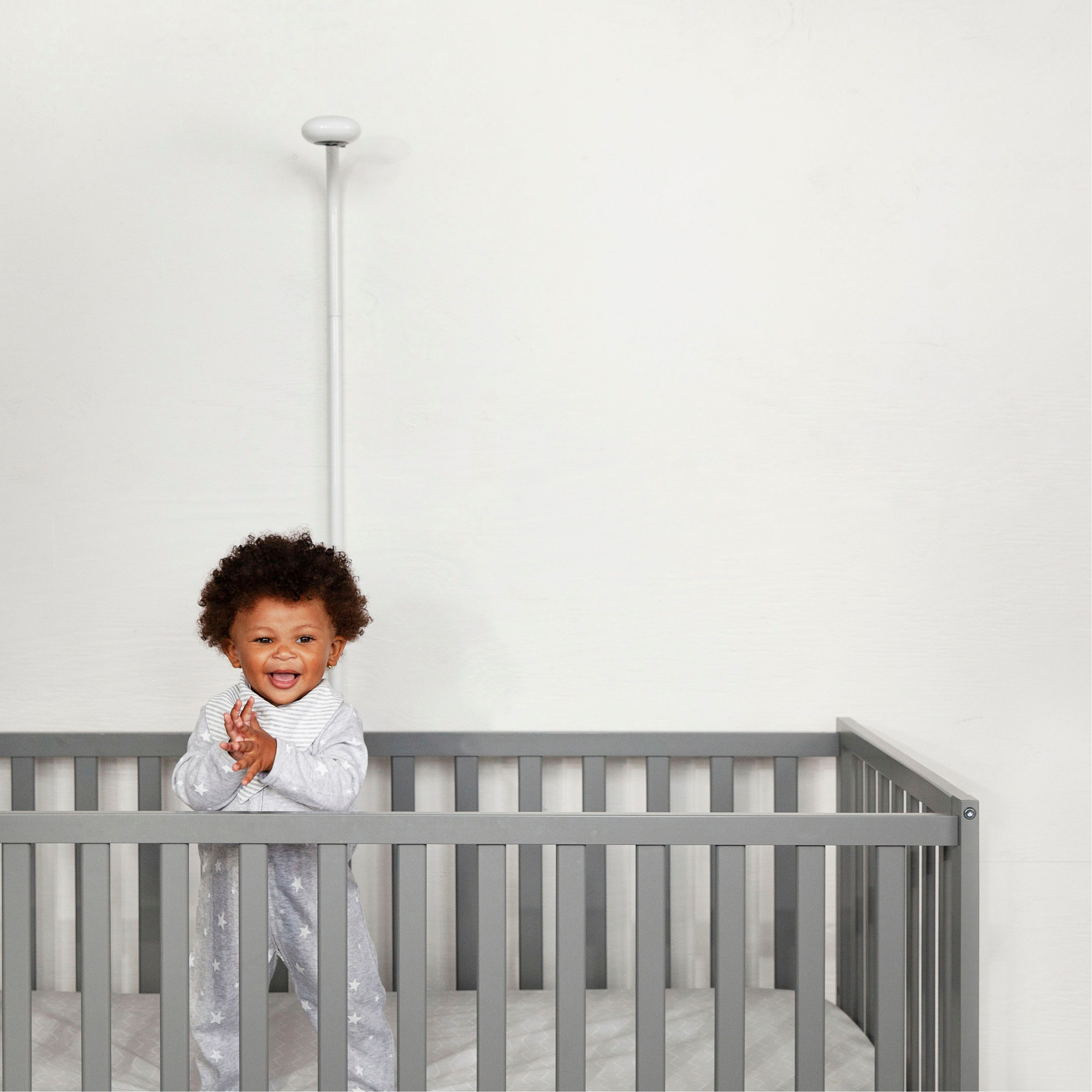 Angle View: Nanit Pro Smart Baby Monitor & Floor Stand - White