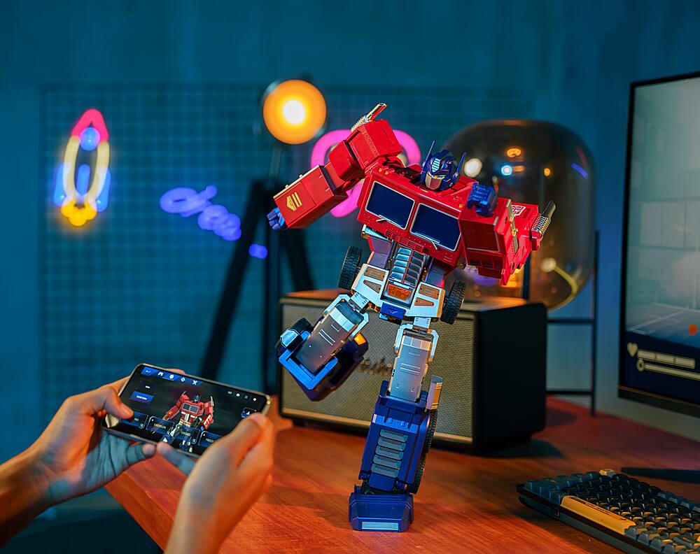 Alt View 29. Robosen - Transformers Optimus Prime Elite G1 - Multi.