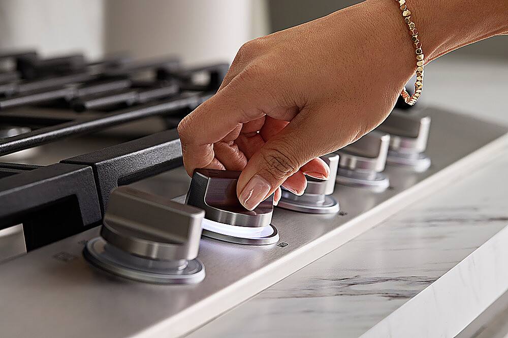 Alt View 27. LG - 36" Built-In Smart Gas Cooktop with 5 Burners and EasyClean - Stainless Steel.