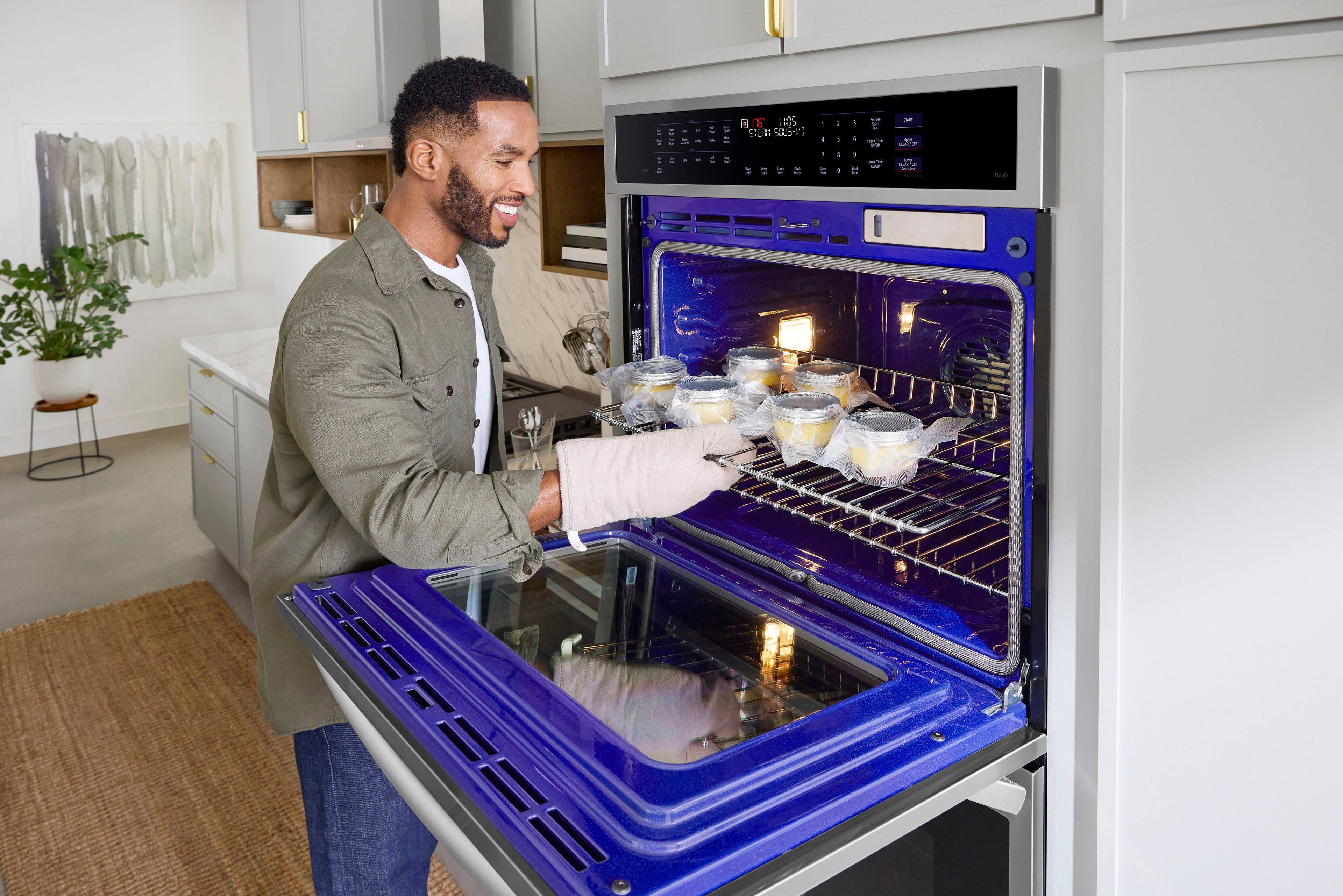 Alt View 28. LG - 30" Built-In Electric Double Wall Oven with Steam Sous Vide - Stainless Steel.