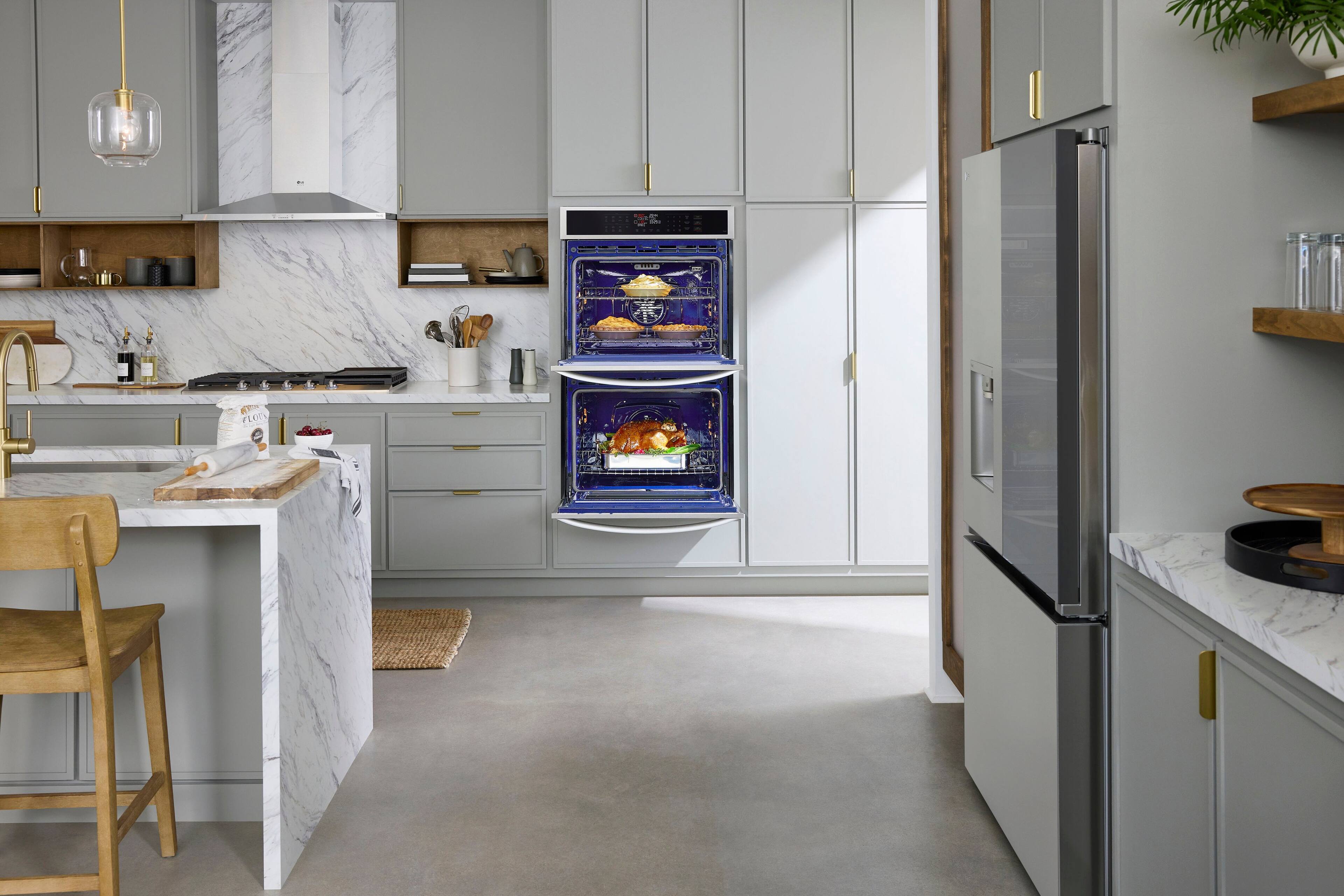 Alt View 26. LG - 30" Smart Built-In Electric Convection Double Wall Oven with Air Fry - Stainless Steel.