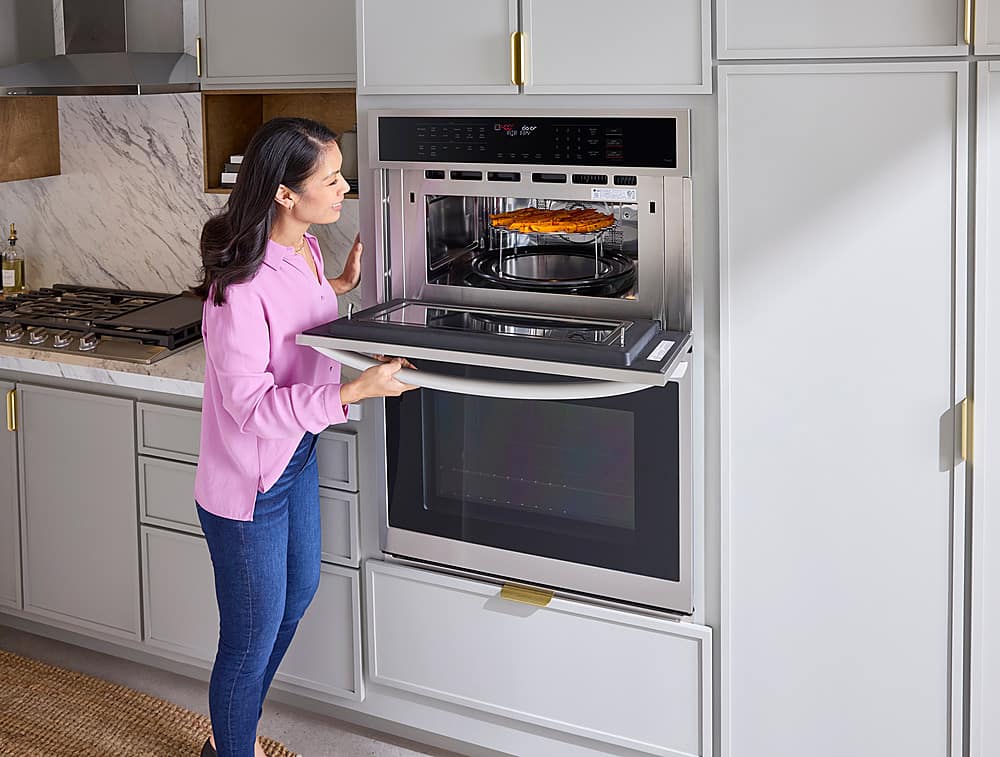 Alt View 26. LG - 30" Smart Built-In Electric Convection Combination Wall Oven with Microwave and Air Fry - Stainless Steel.