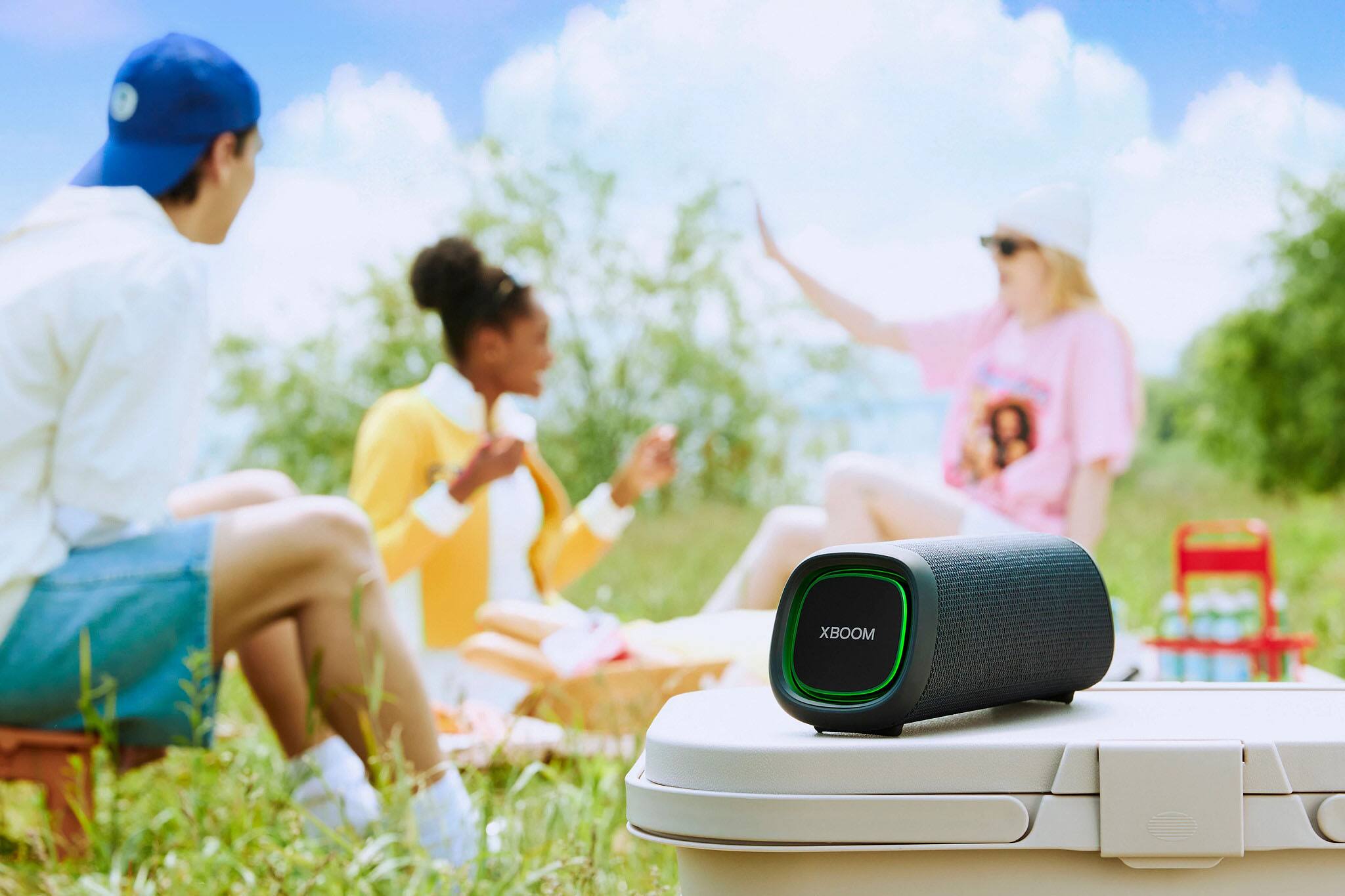 Alt View 16. LG - XBOOM Go XG7 Portable Bluetooth Speaker - Black.