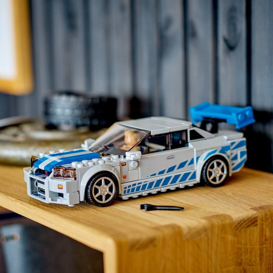 LEGO Speed Champions 2 Fast 2 Furious Nissan Skyline GT R (R34 LEGO Speed Champions 2 Fast 2 Furious Nissan Skyline GT R (R34