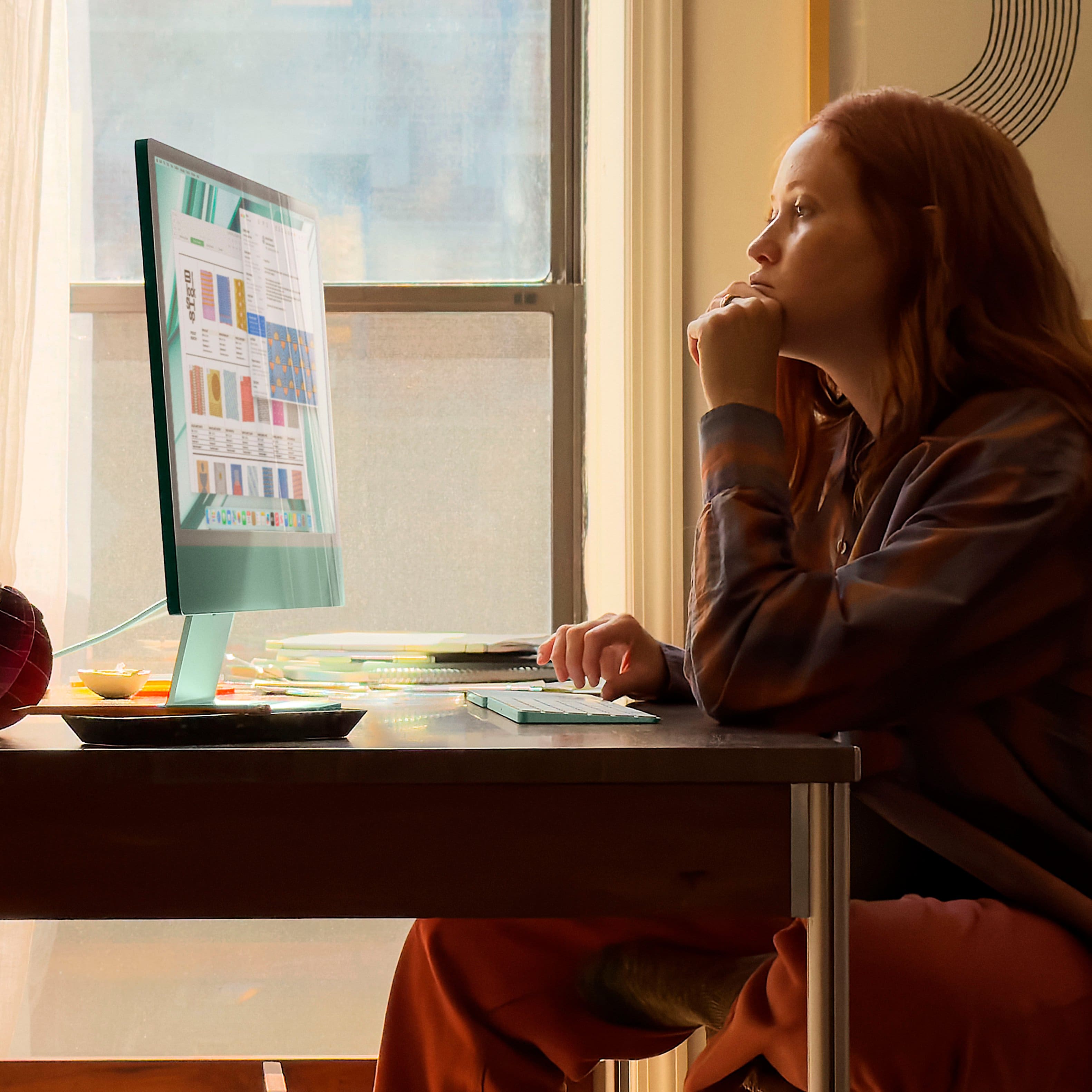 Alt View 3. Apple - iMac 24" All-in-One - M3 chip - 8GB Memory - 512GB (Latest Model) - Green.