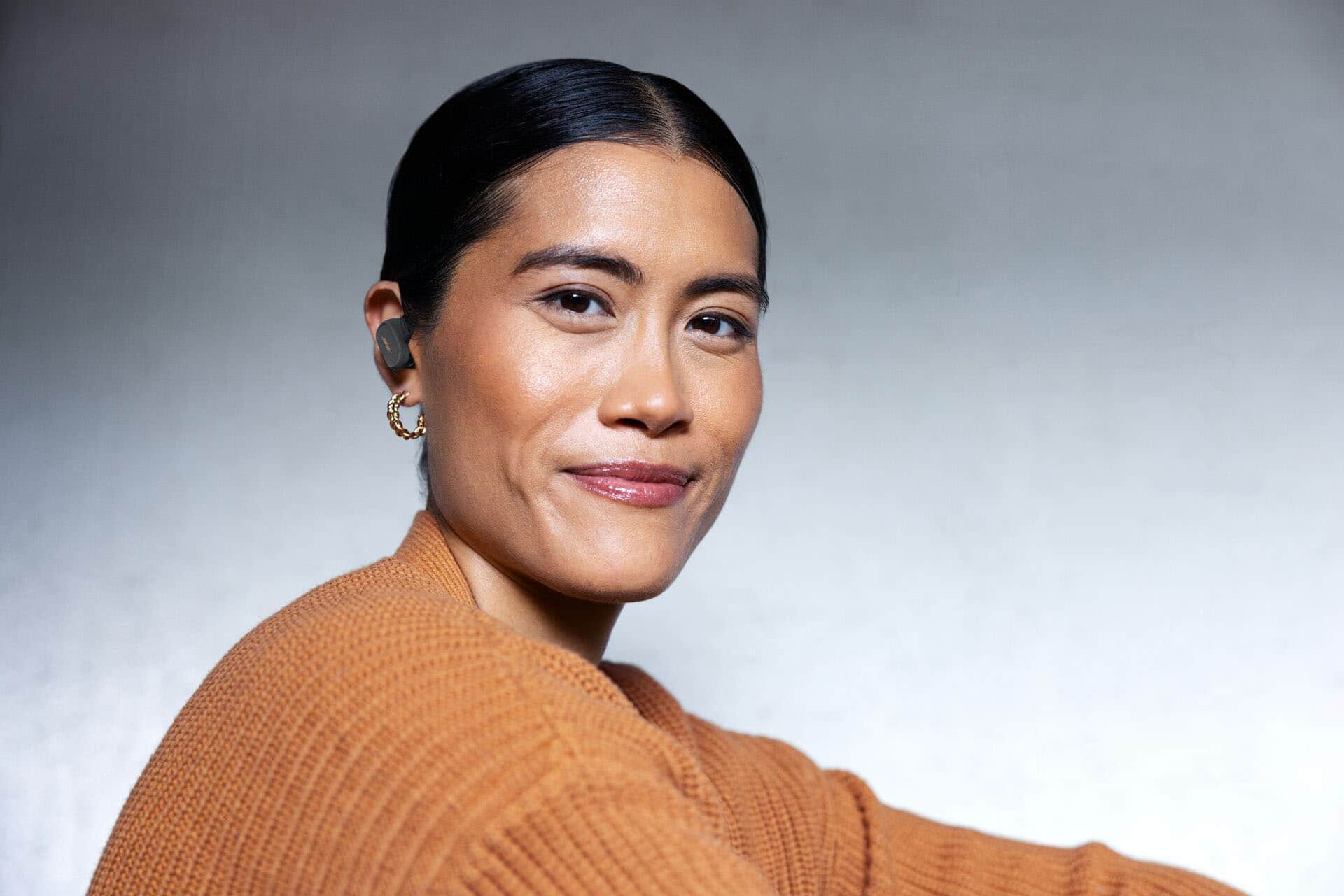 Alt View 14. Bose - QuietComfort Earbuds II True Wireless Noise Cancelling In-Ear Headphones - Eclipse Gray.