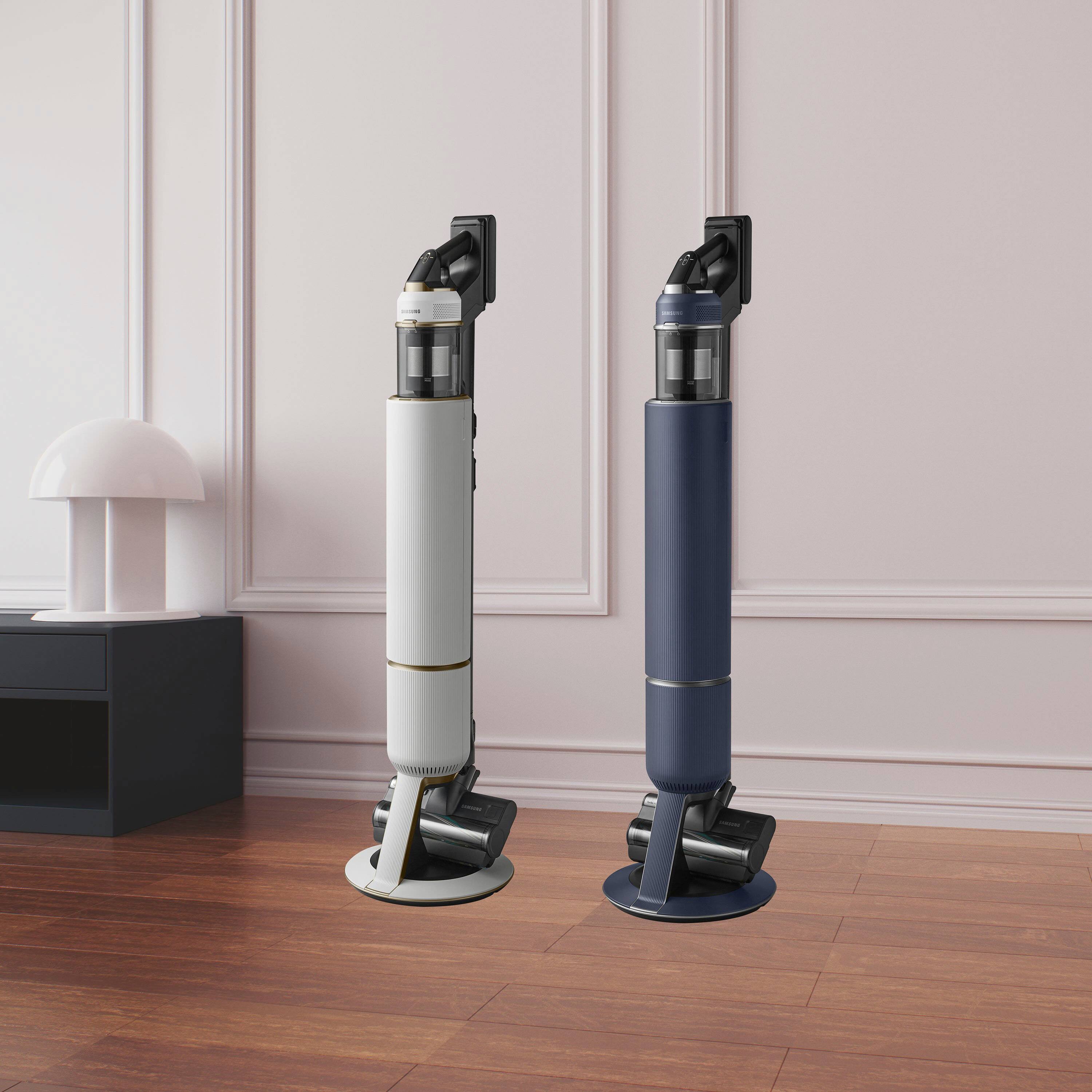 Alt View 12. Samsung - BESPOKE Jet Cordless Stick Vacuum with All-in-One Clean Station - Misty White.