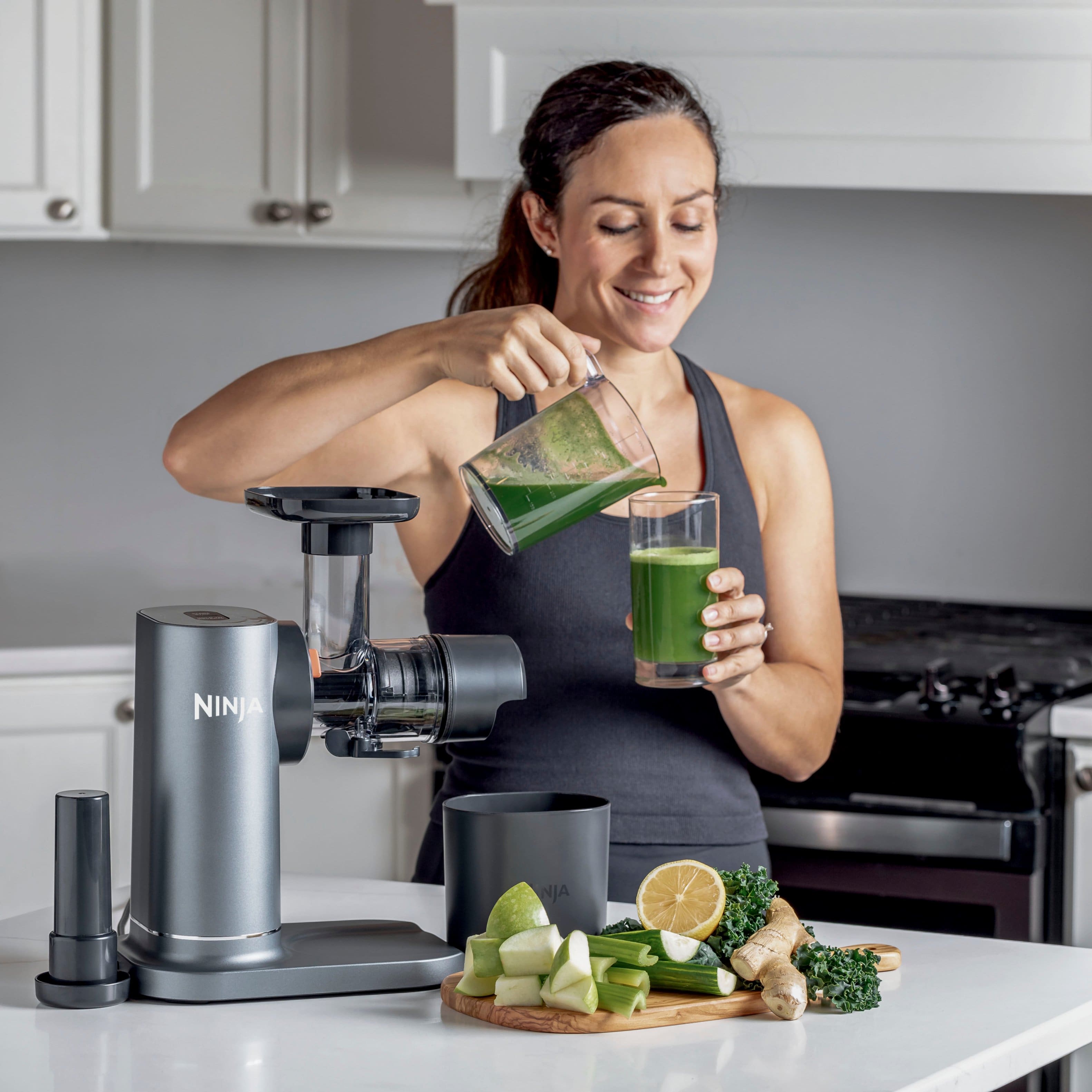 Ninja JC151 NeverClog Cold Press Juicer, Powerful Slow Juicer with Total  Pulp Control, Countertop, Electric, 2 Pulp Functions, Dishwasher Safe, 2nd