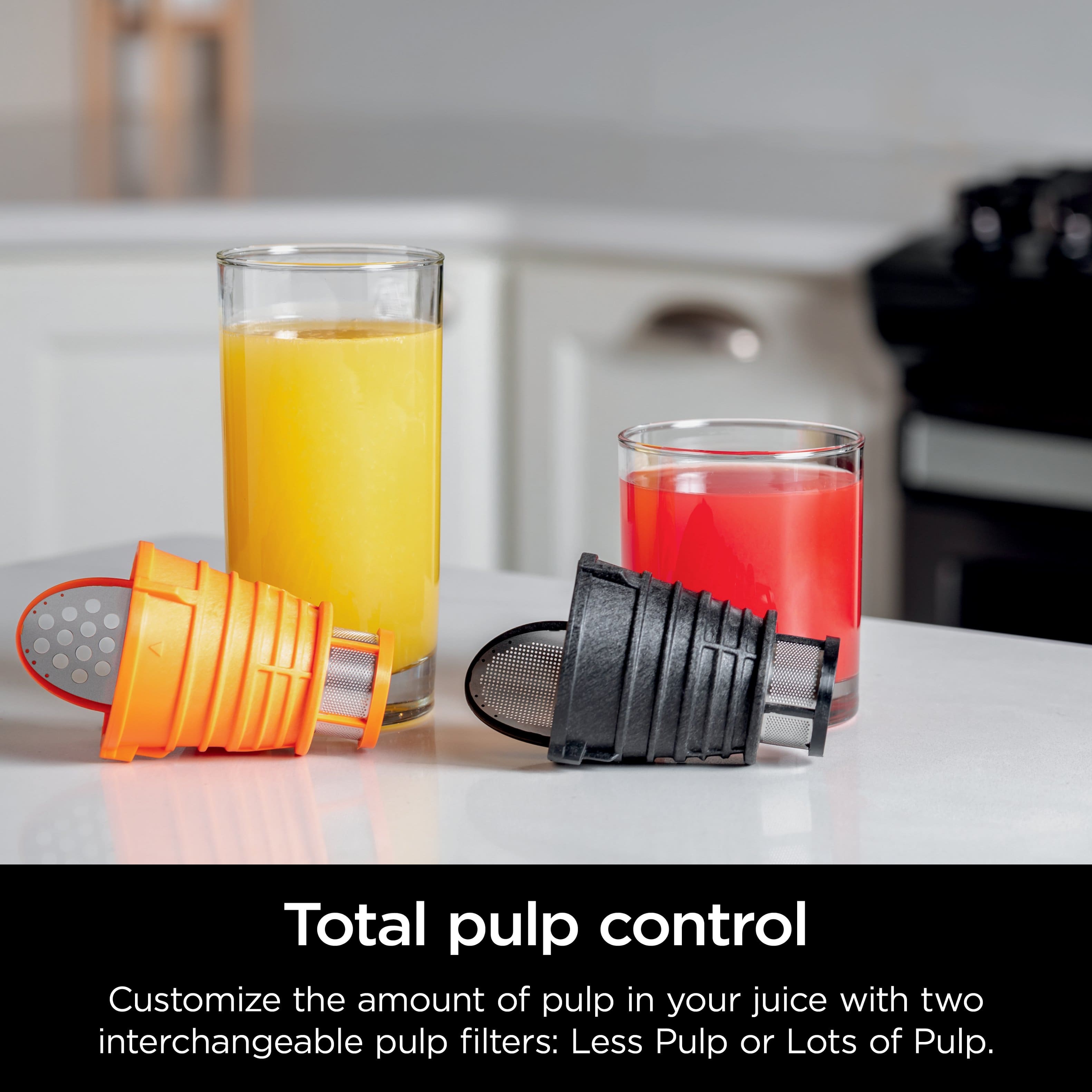 Total pulp control Customize the amount of pulp in your juice with two interchangeable pulp filters: Less Pulp or Lots of Pulp.