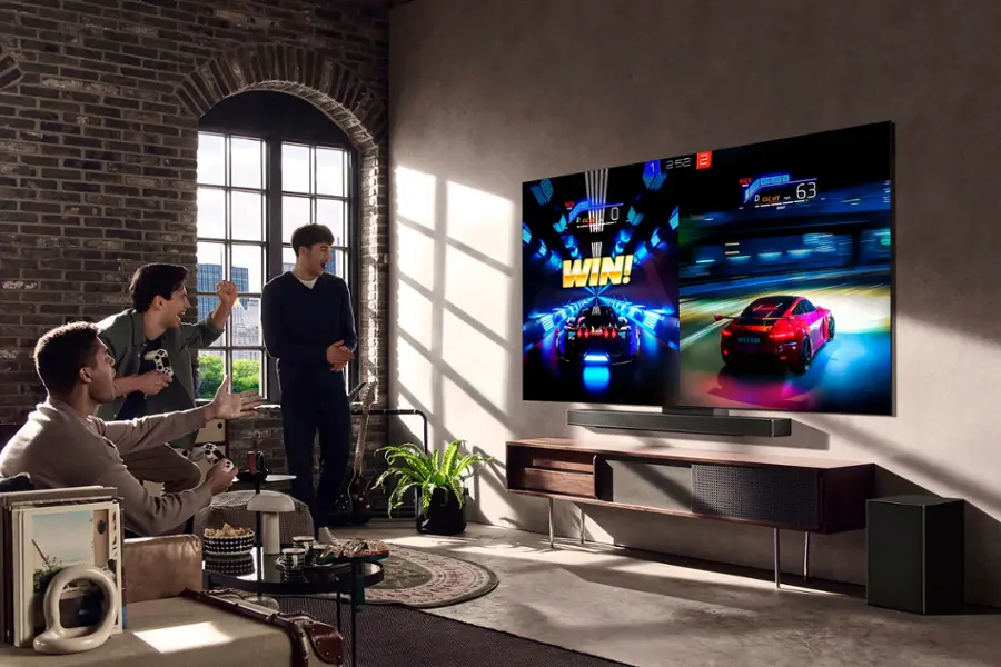 Alt View 21. LG - 77" Class C3 Series OLED evo 4K UHD Smart webOS TV.