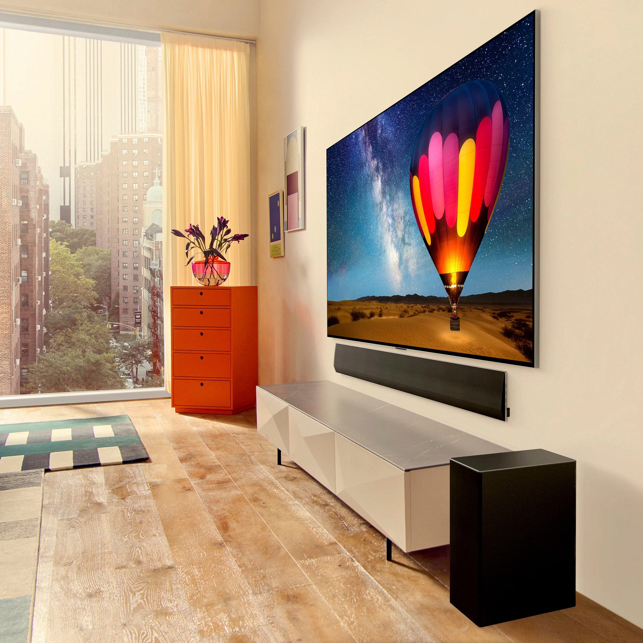 Alt View 22. LG - 77" Class G3 Series OLED evo 4K UHD Smart webOS TV with One Wall Design.