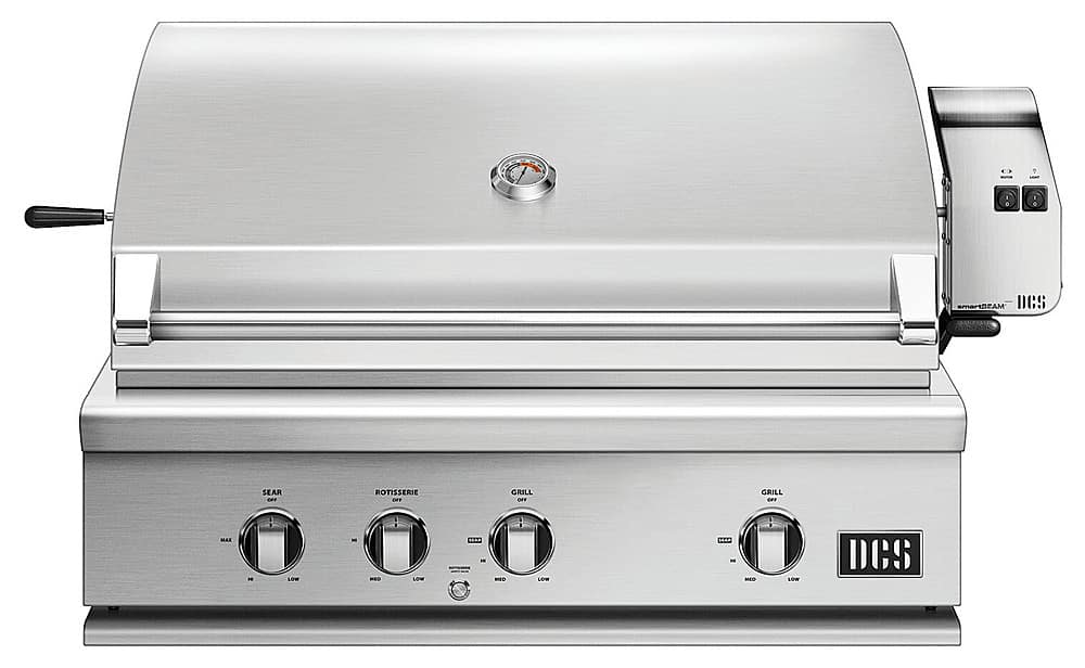 Angle. DCS - 36-in Series 7 Natural Gas Grill - Stainless Steel.