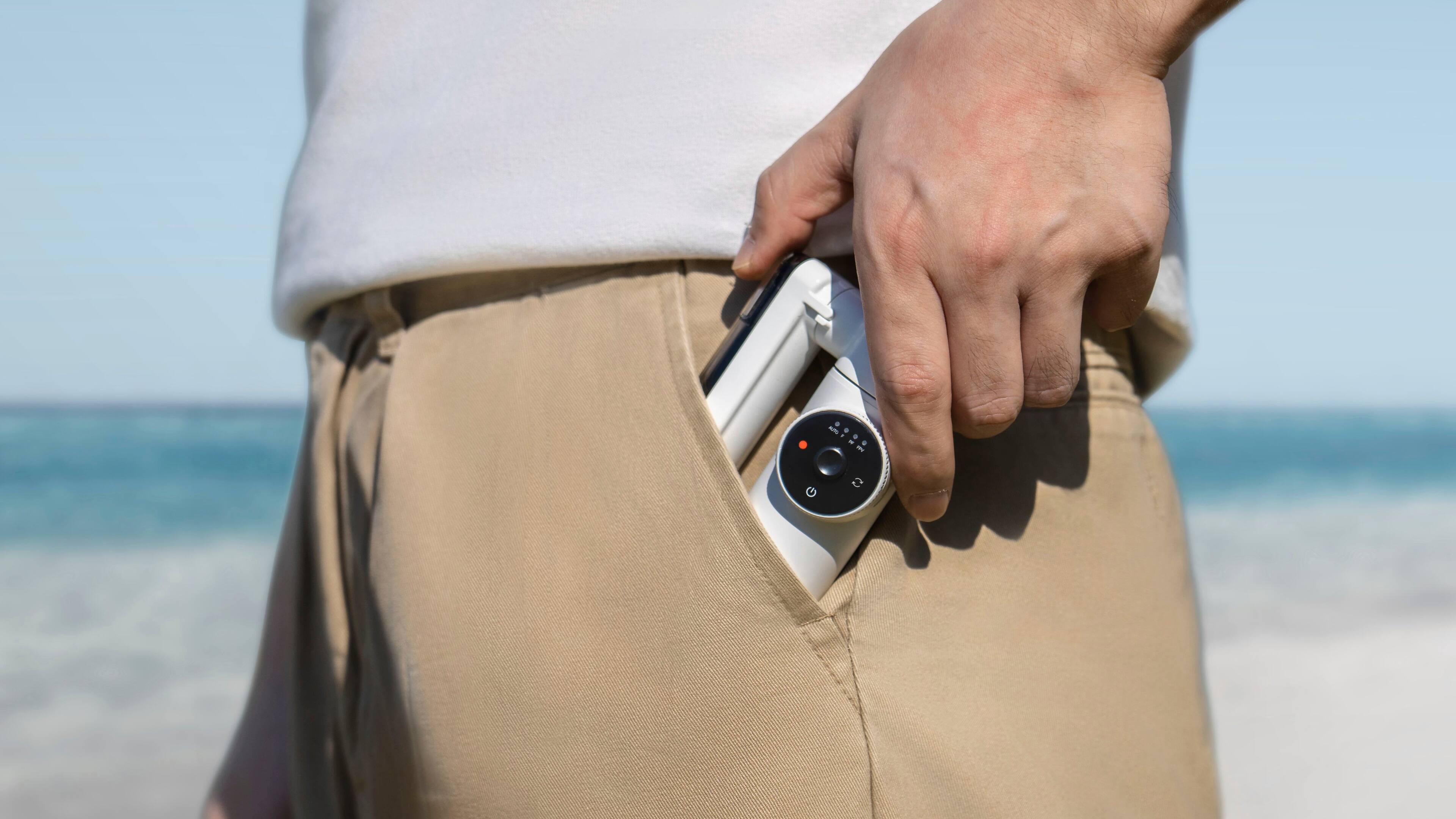 Alt View 23. Insta360 - Flow Standard 3-axis Gimbal Stabilizer for Smartphones with built-in Tripod - White.