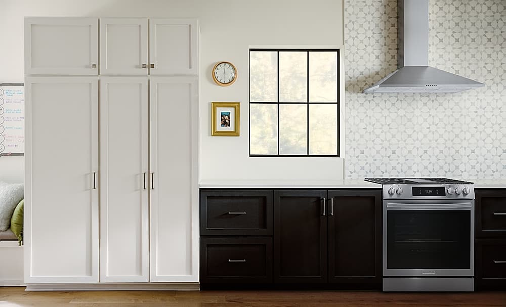 Alt View 17. Frigidaire - Gallery 6.0 Cu. Ft. Freestanding Gas Total Convection Range - Stainless Steel.