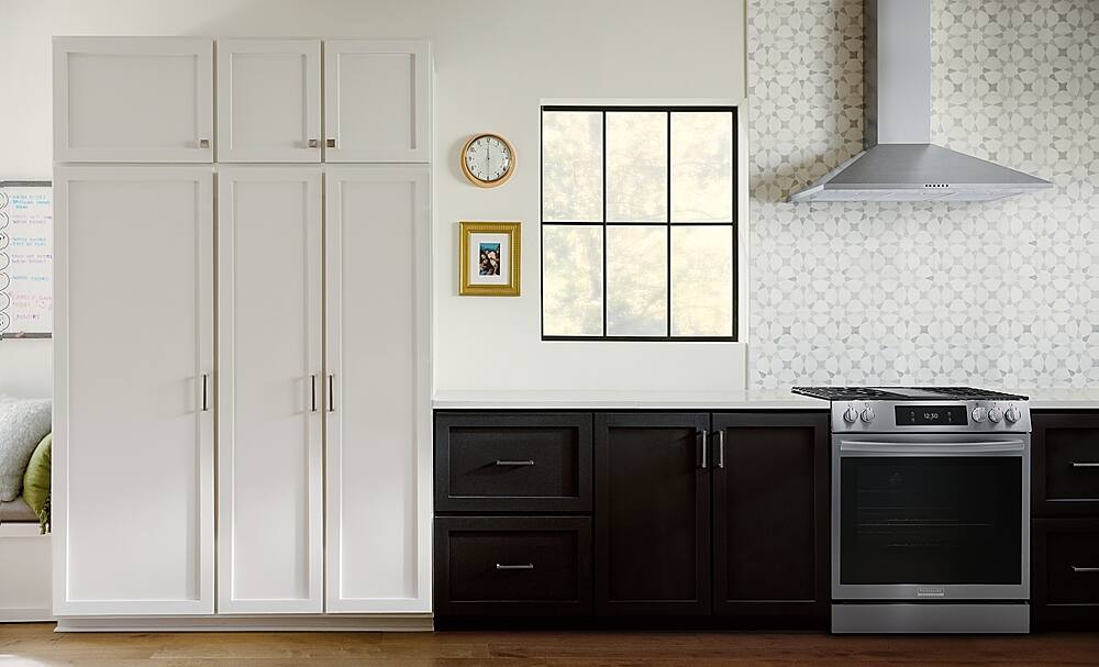 Alt View 17. Frigidaire - Gallery 6.0 Cu. Ft. Freestanding Gas Total Convection Range - Stainless Steel.