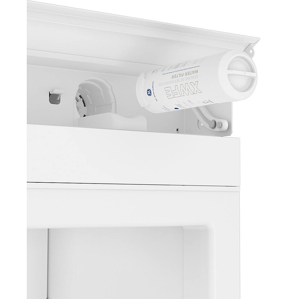 Alt View 14. Café - 20.2 Cu. Ft.Built-In Refrigerator with Bottom Freezer and Wi-Fi - Stainless Steel.