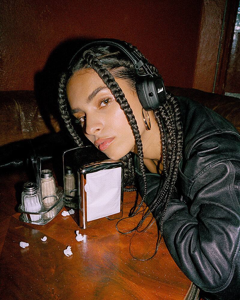Alt View 23. Marshall - Major IV Wireless On-Ear Headphones - Brown.