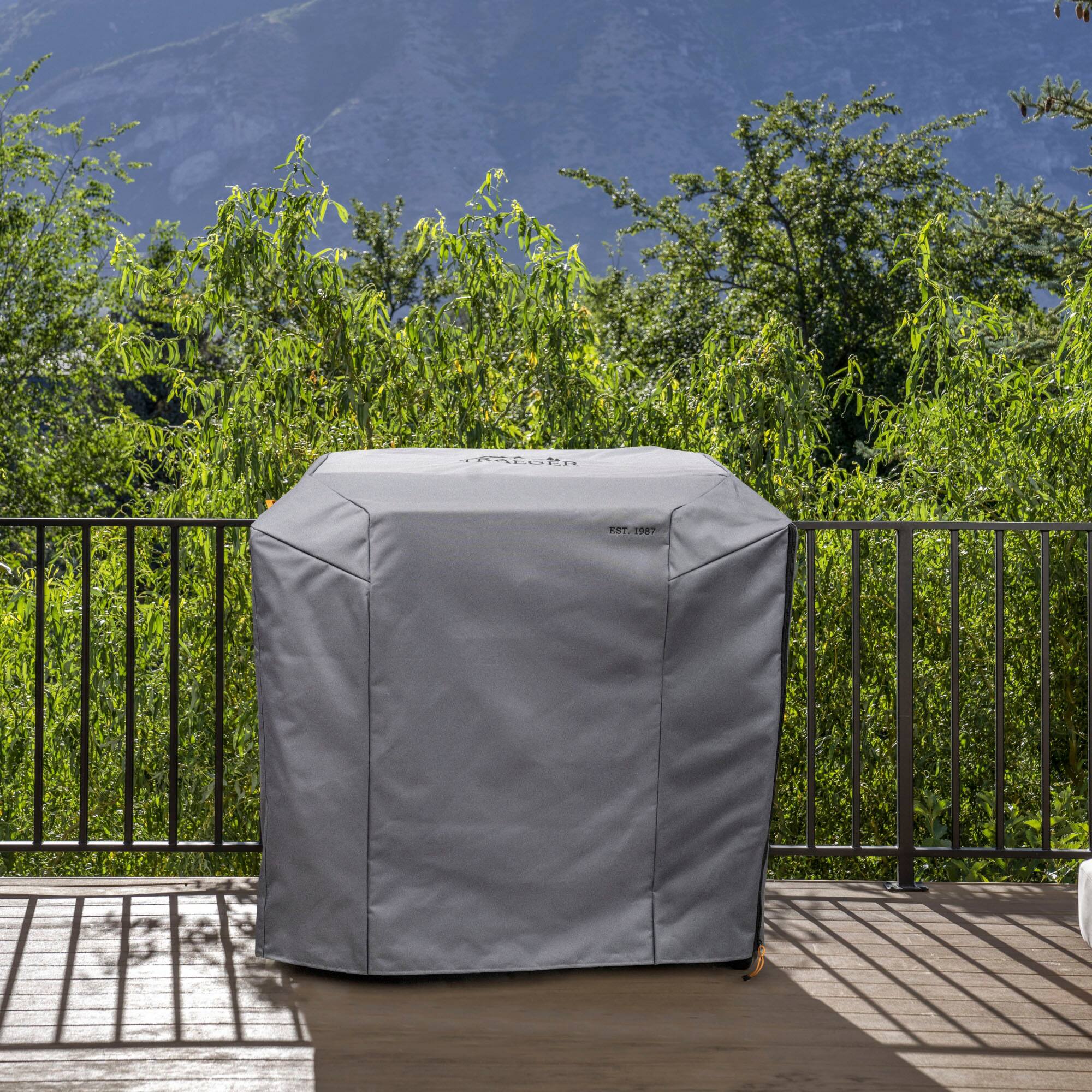 Alt View 13. Traeger Grills - Flatrock Grill Cover - Gray.