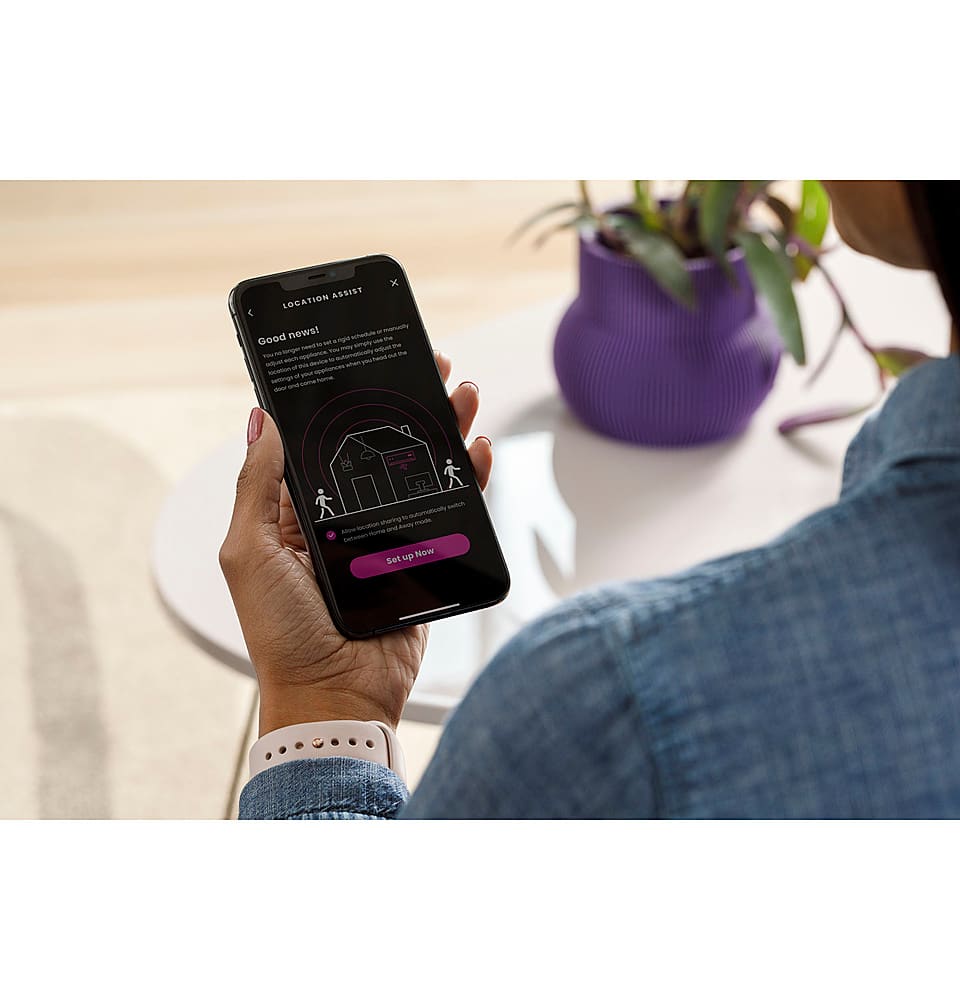 Alt View 25. GE Profile - ClearView 450 Sq. Ft. 10,300 BTU Smart Ultra Quiet Window Air Conditioner - White.