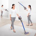 Left. Dyson - V11 Cordless Vacuum with 6 accessories - Nickel/Blue.
