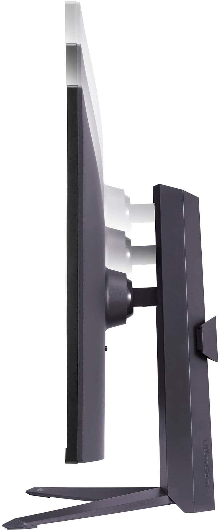 Alt View 14. LG - UltraGear 32" LED UHD 1-ms FreeSync Monitor with HDR 10 (DisplayPort, HDMI, USB) - Black.