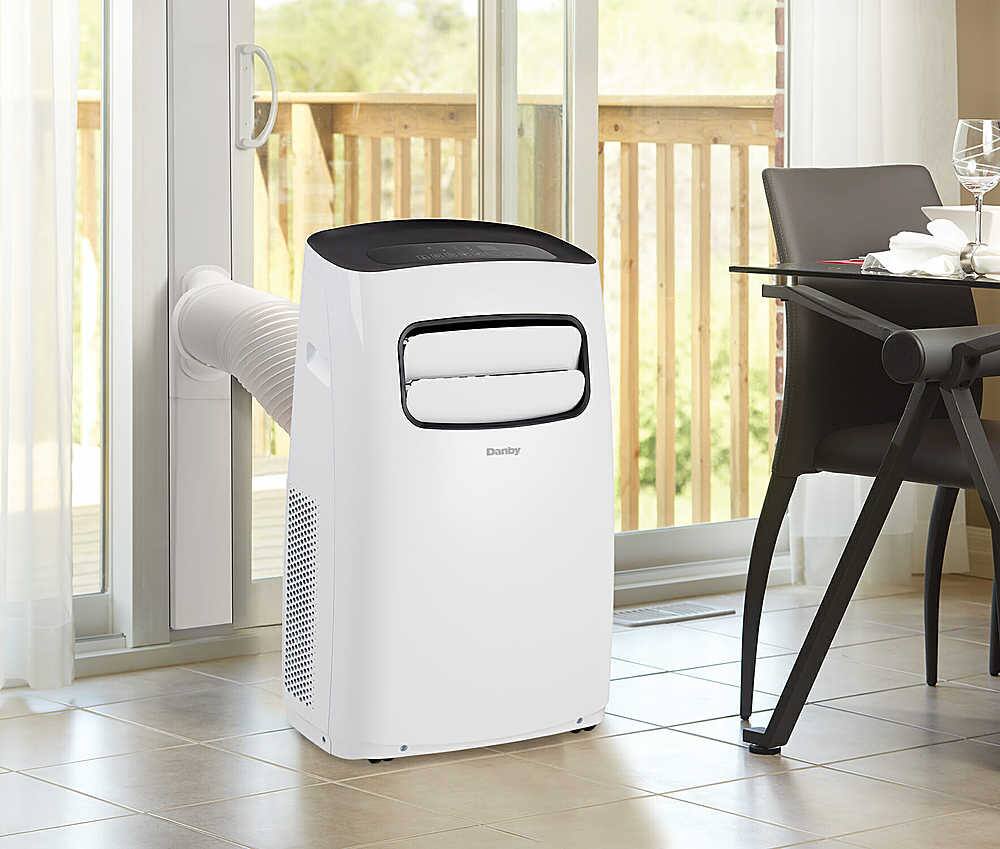 Alt View 13. Danby - DPA065B6WDB-6 250 Sq. Ft. 3-in-1 Portable Air Conditioner 12,000 BTU - White.