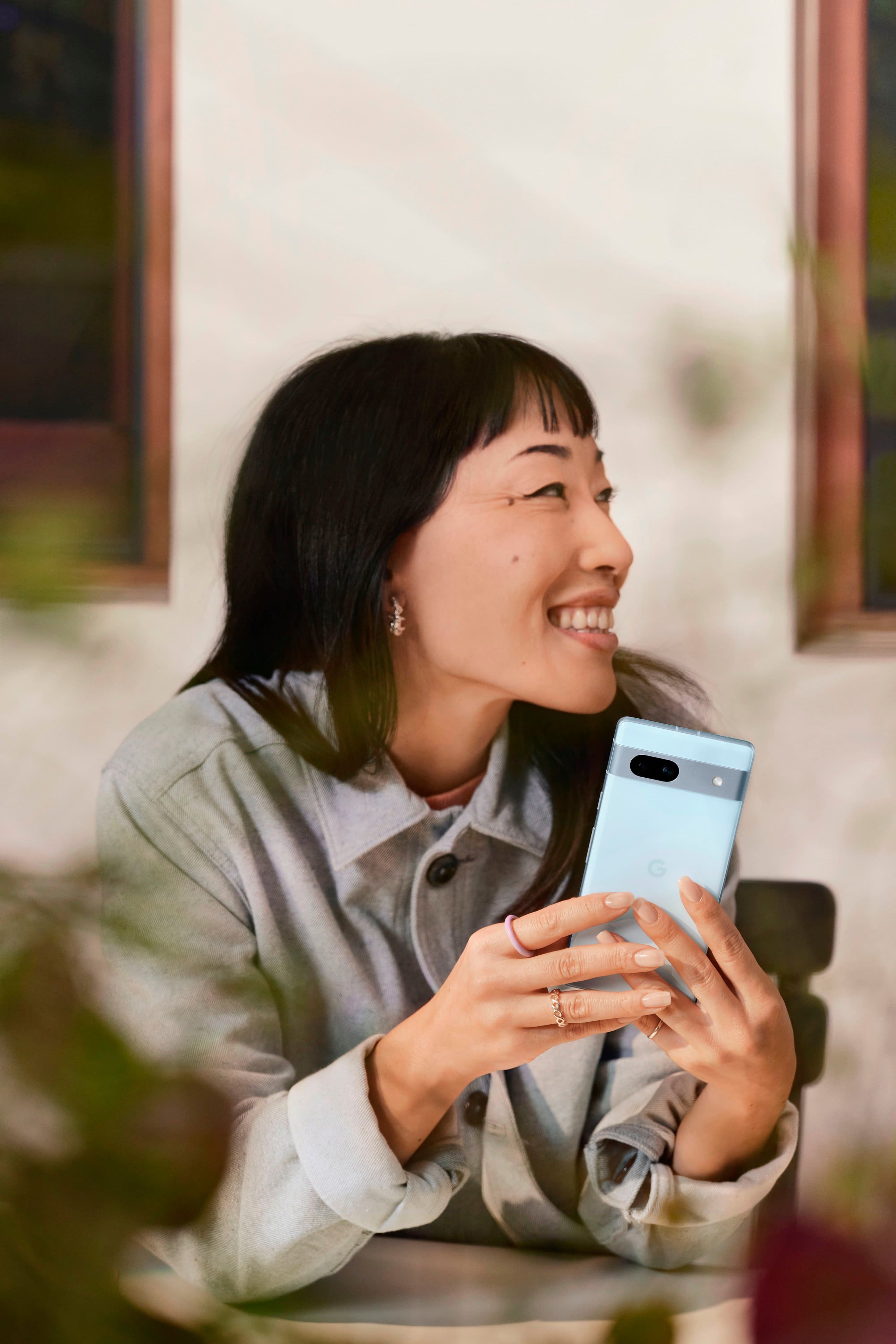 Alt View 15. Google - Pixel 7a 5G 128GB (Unlocked) - Sea.