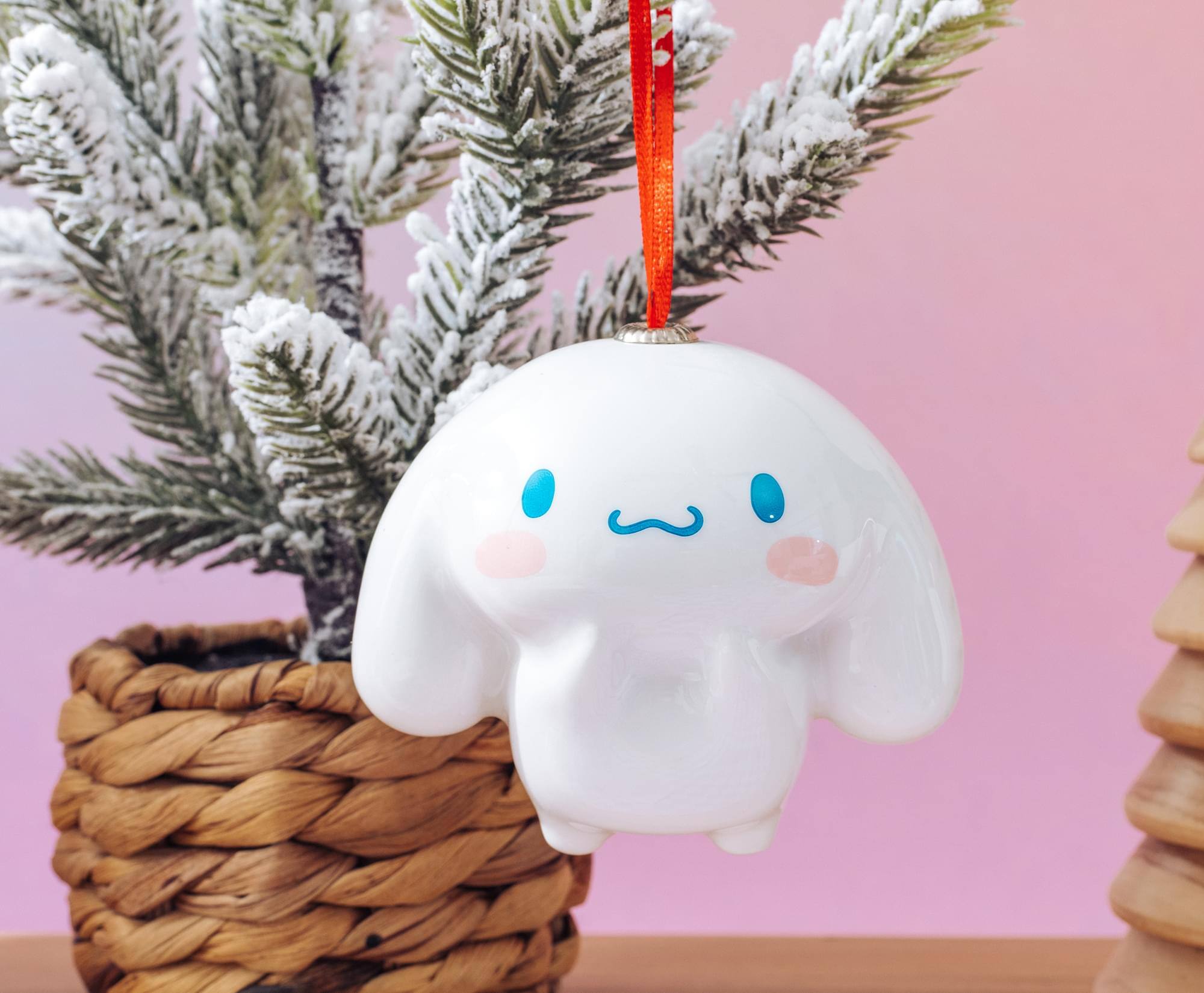 Alt View 4. Surreal Entertainment - Sanrio Cinnamoroll 4-Inch Shatterproof Decoupage Ornament - White.
