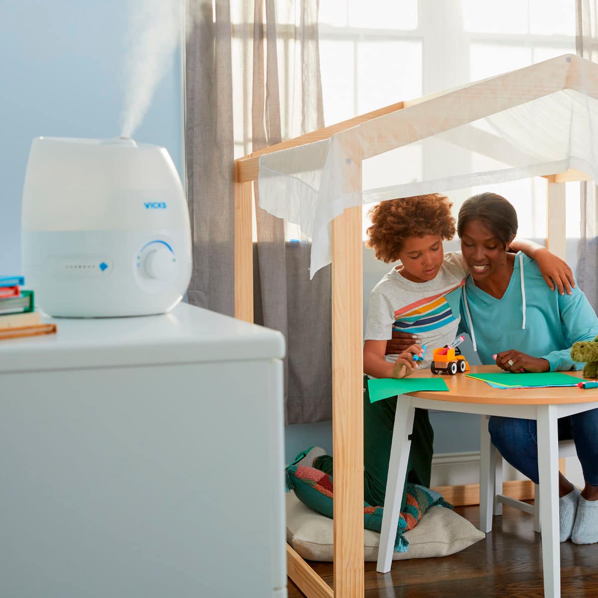 Alt View 16. Vicks - Vicks Top Fill 0.5 gallon Ultrasonic Cool Mist Humidifier - White.