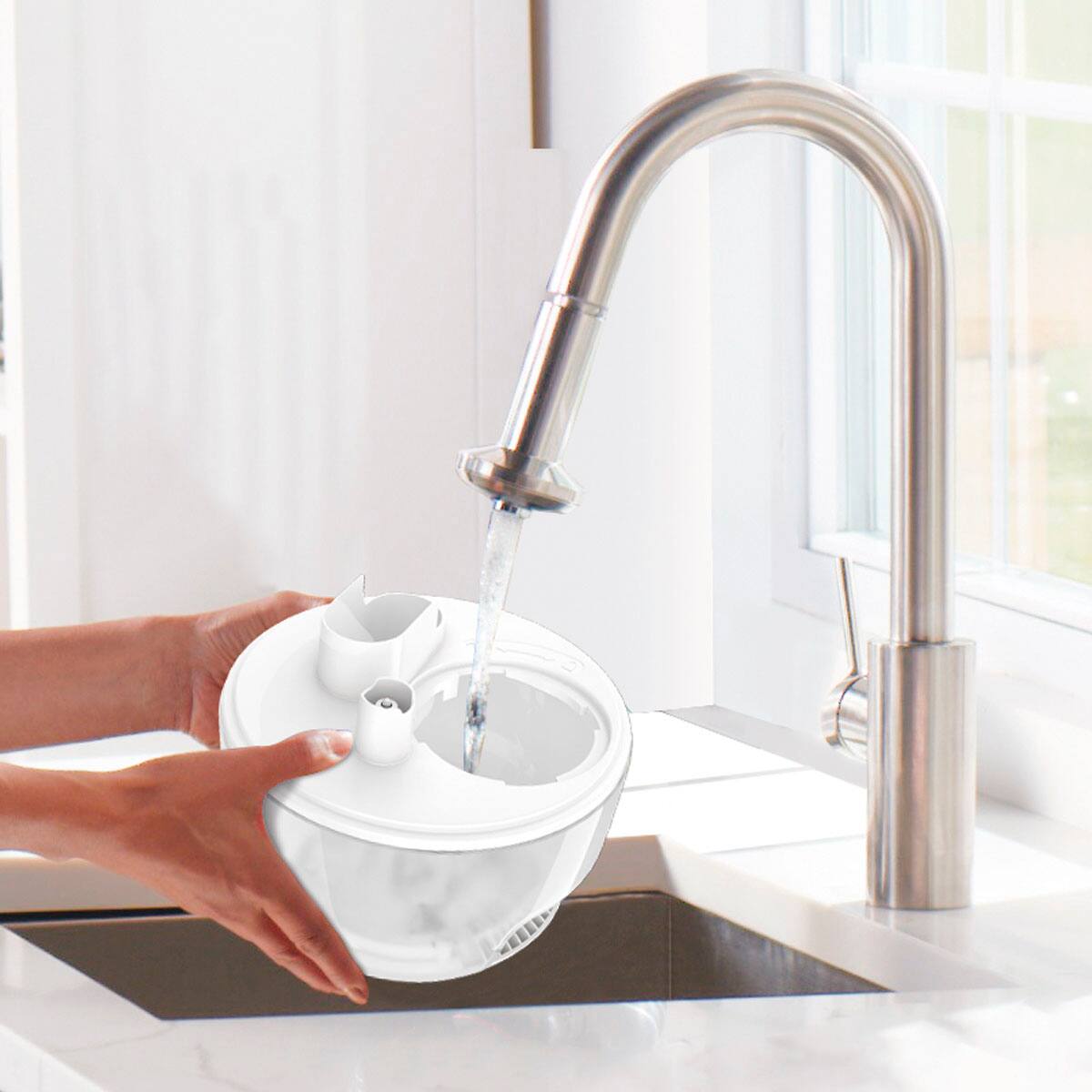 Alt View 16. Honeywell - Honeywell 0.5 gallon Mini Mist Humidifier - White.