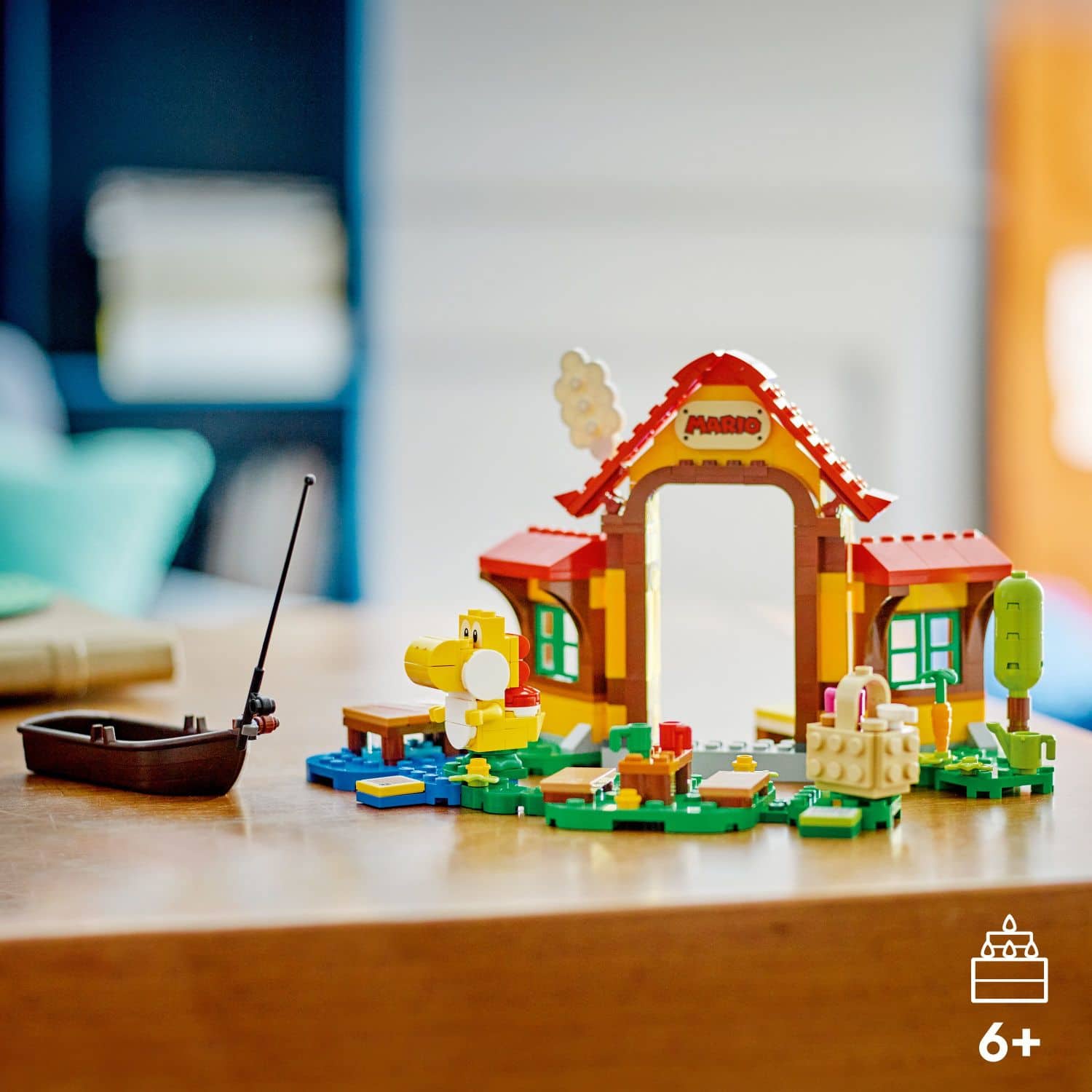 Angle. LEGO - Super Mario Picnic at Mario’s House Expansion Set 71422.