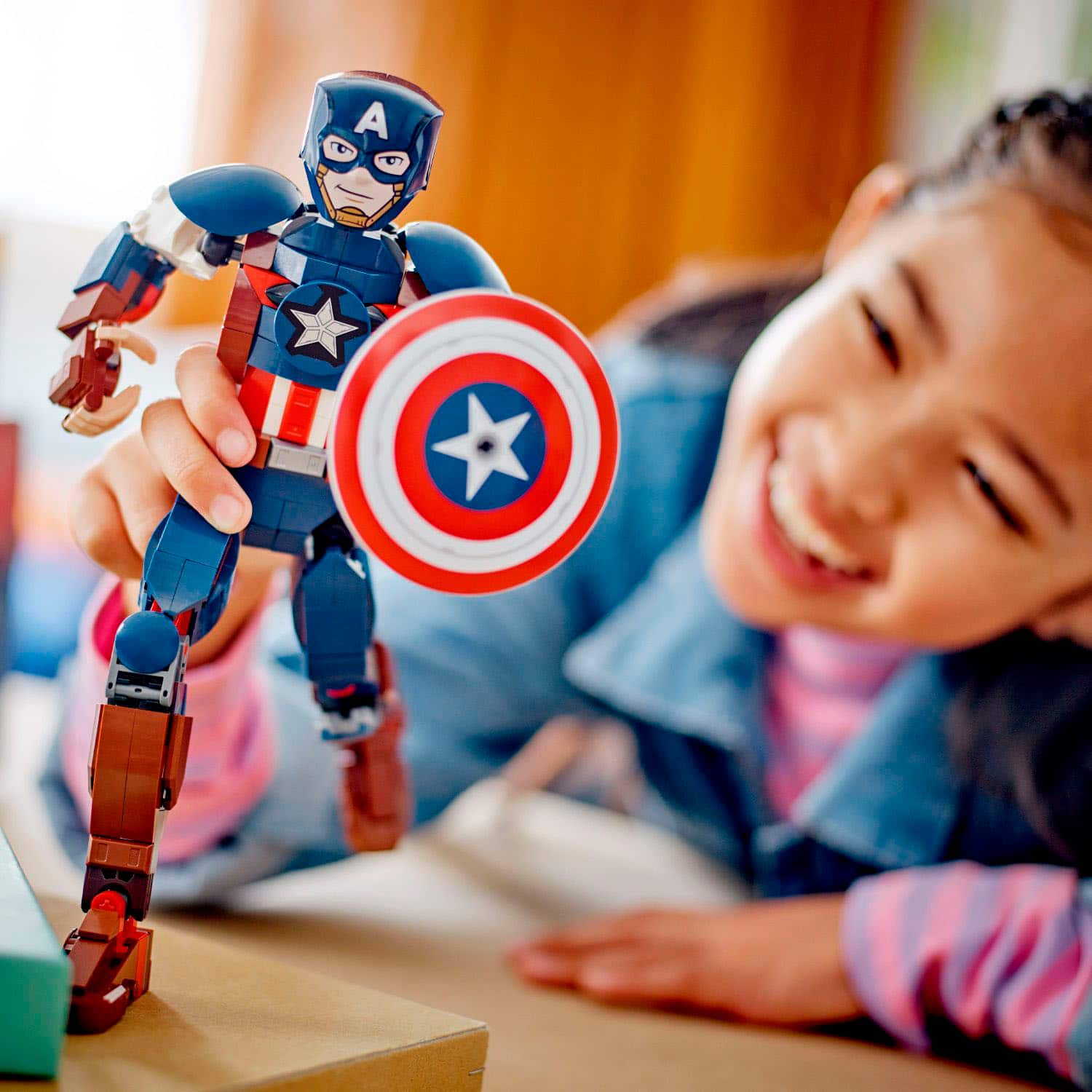 Alt View 12. LEGO - Marvel Captain America Construction Figure 76258.