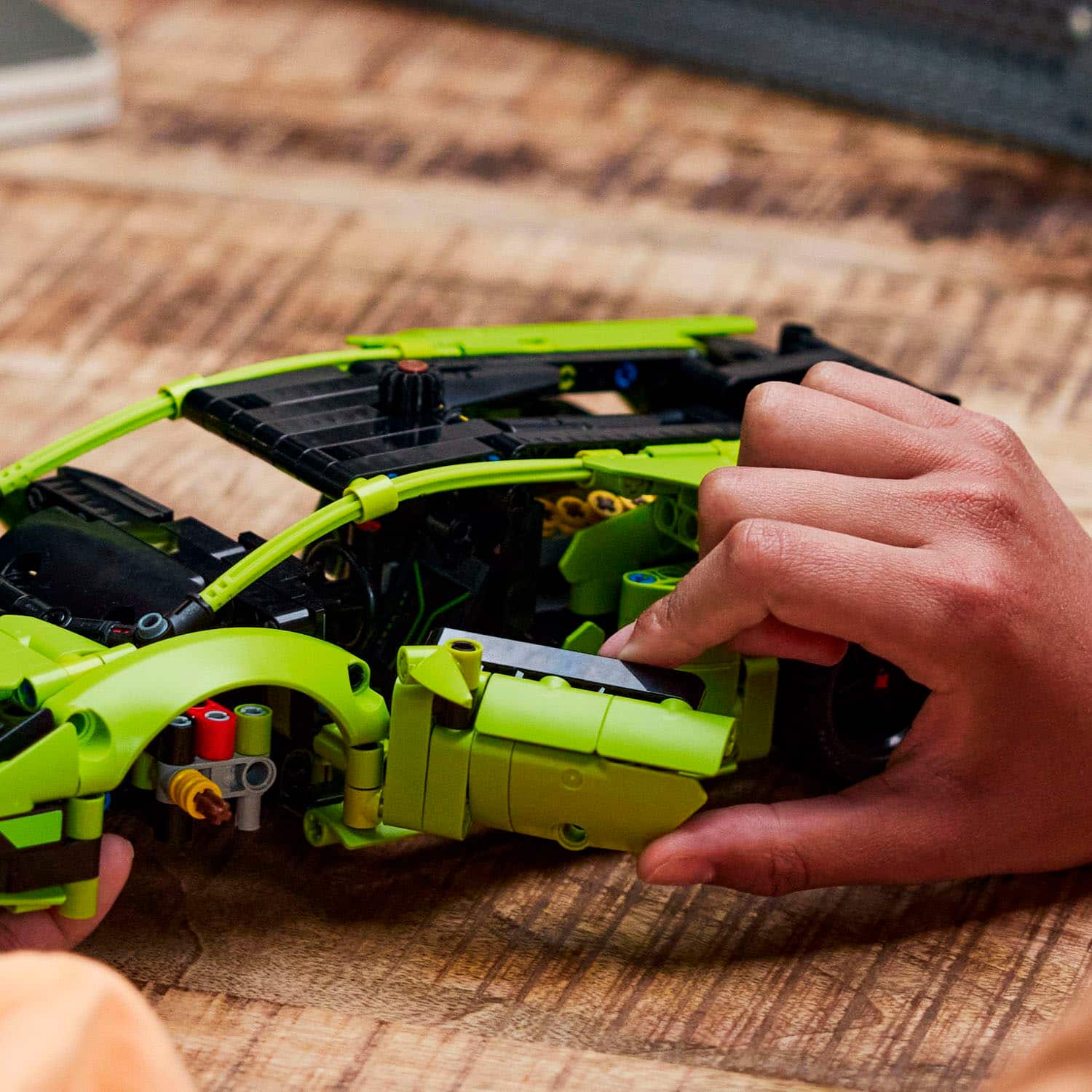 Alt View 12. LEGO - Technic Lamborghini Huracán Tecnica 42161.