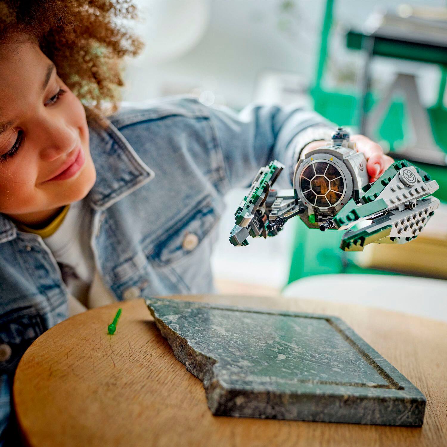 Alt View 13. LEGO - Yoda's Jedi Starfighter 75360.