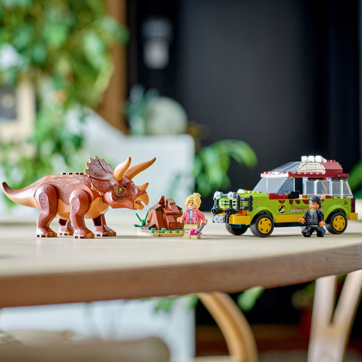 LEGO DUPLO Jurassic World T. rex and Triceratops Dinosaur Breakout 10939  6332173 - Best Buy