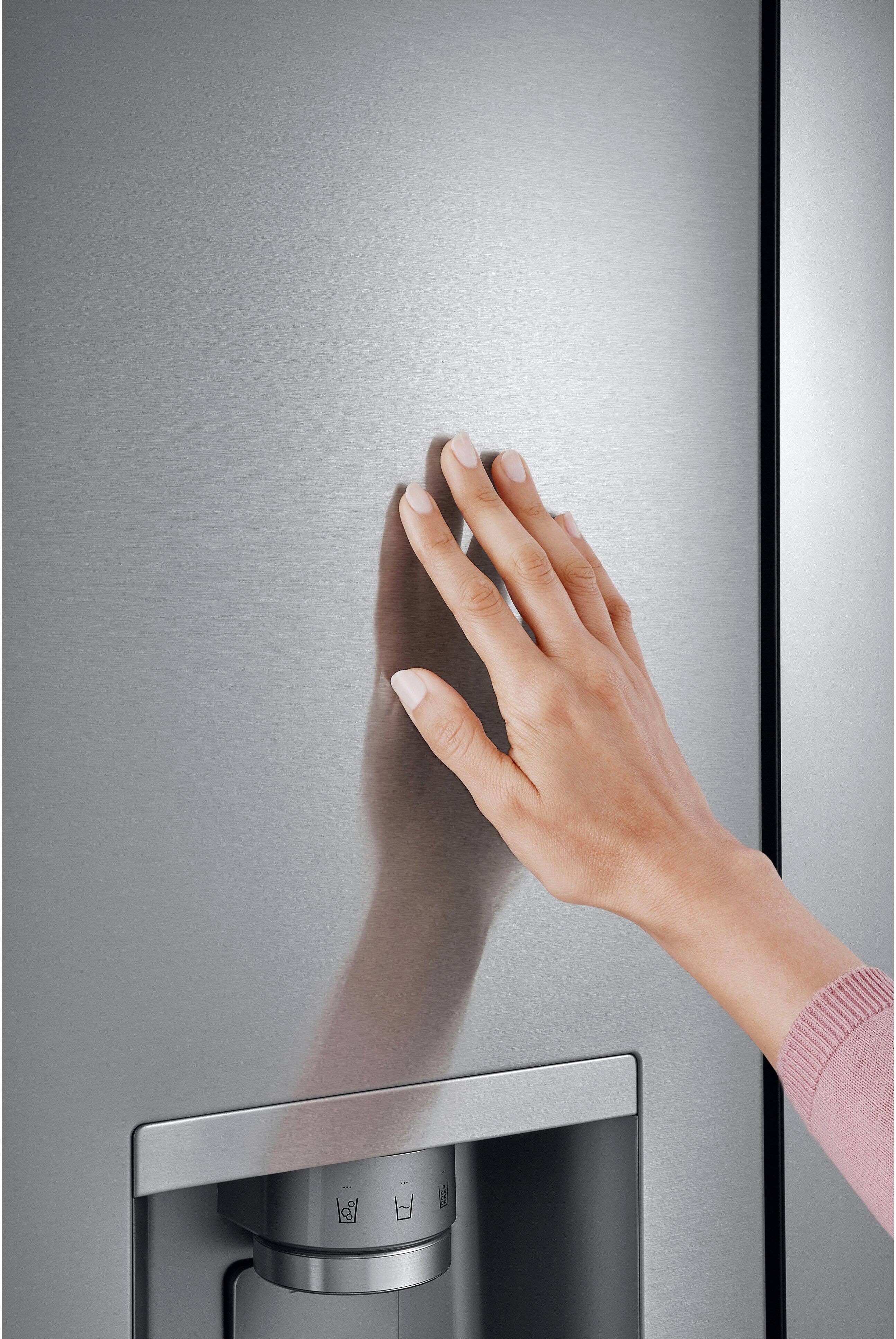 Alt View 17. LG - Standard-Depth MAX 30.7 Cu. Ft.  French Door Smart Refrigerator with InstaView - Stainless Steel.