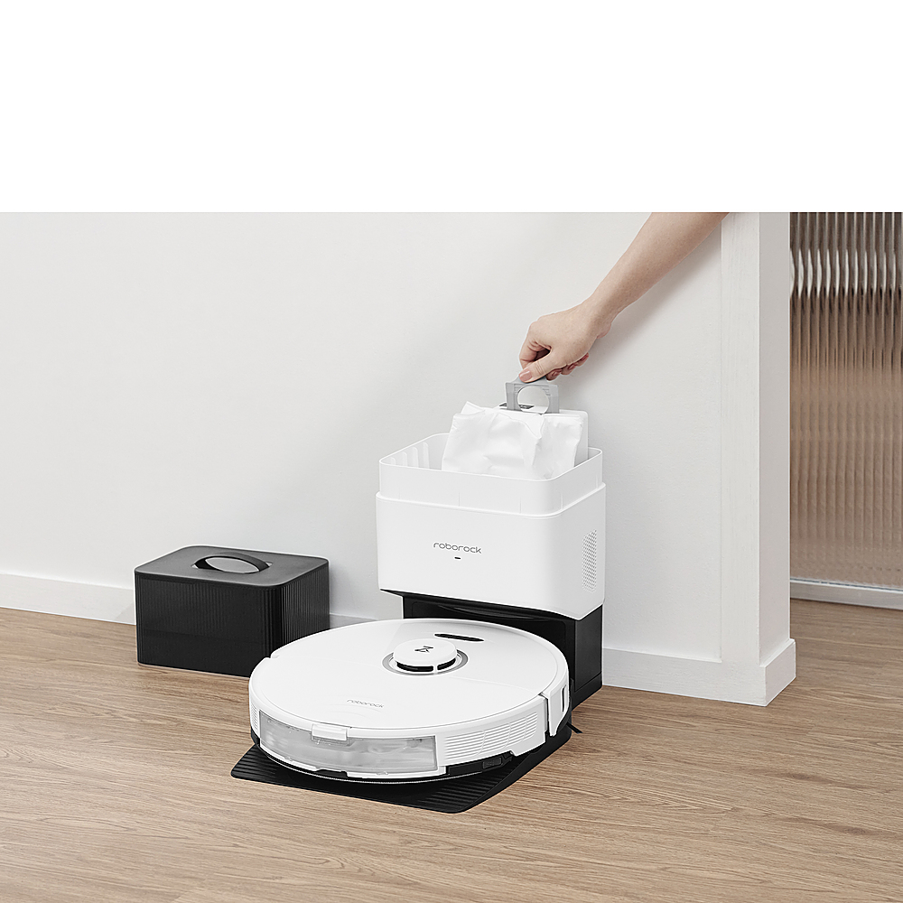 Roborock Q8 Max+ Robot Vacuum and Mop with Self-Emptying, Obstacle  Avoidance, LiDAR Navigation, 5500Pa Suction Power, and App Control(Black)