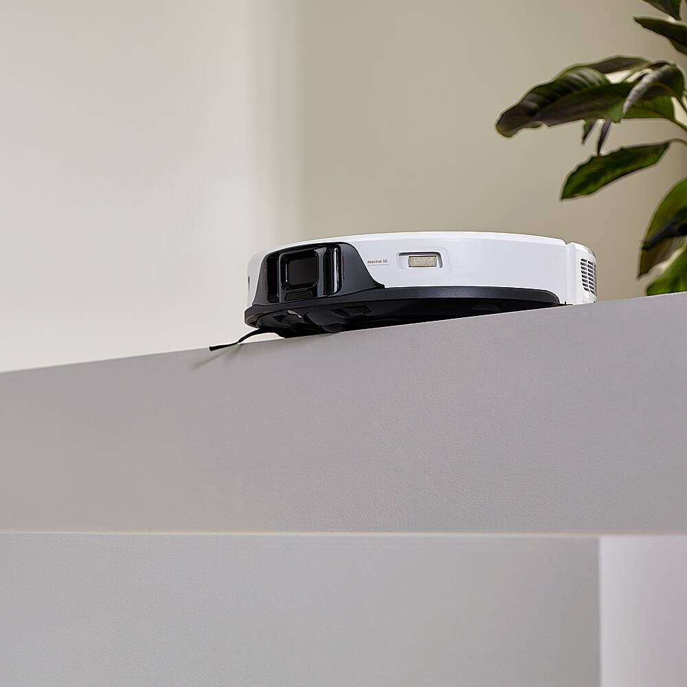 Alt View 25. Roborock - S8-WHT Wi-Fi Connected Robot Vacuum & Mop with DuoRoller Brush & 6000 Pa Suction Power - White.